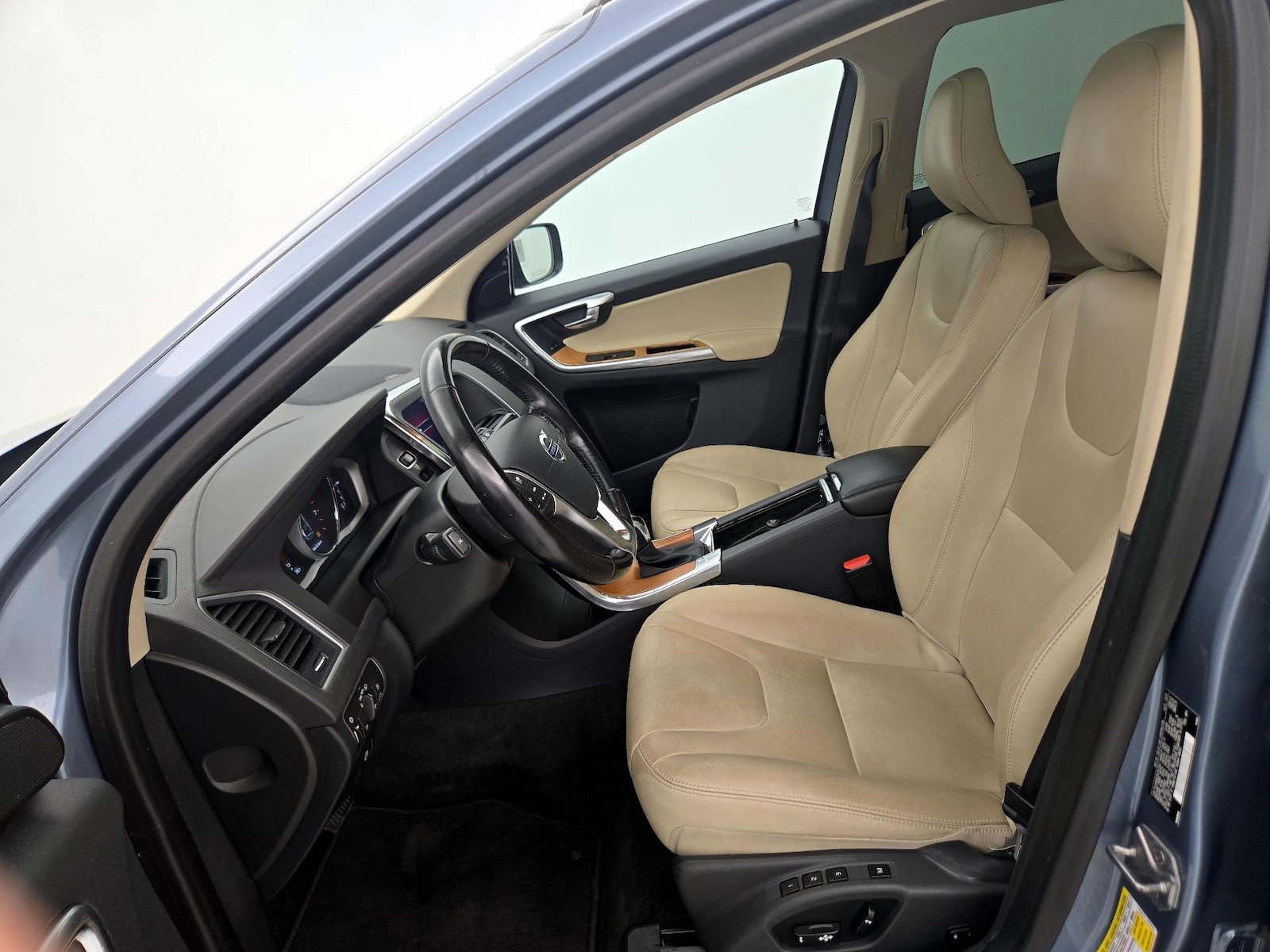 2017 Volvo XC60 T6 Inscription - Photo 12