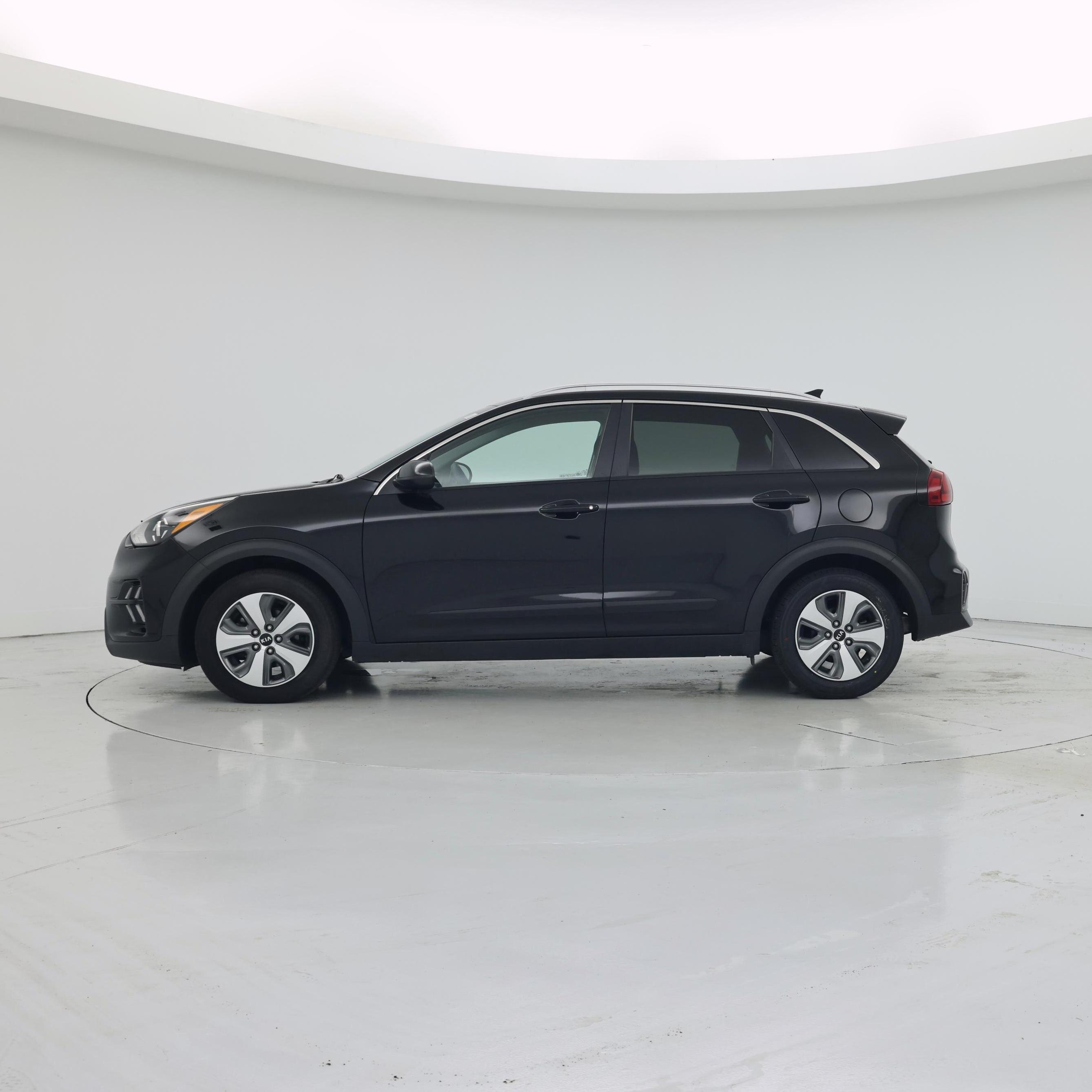 Thumbnail: 2020 Kia Niro - 3