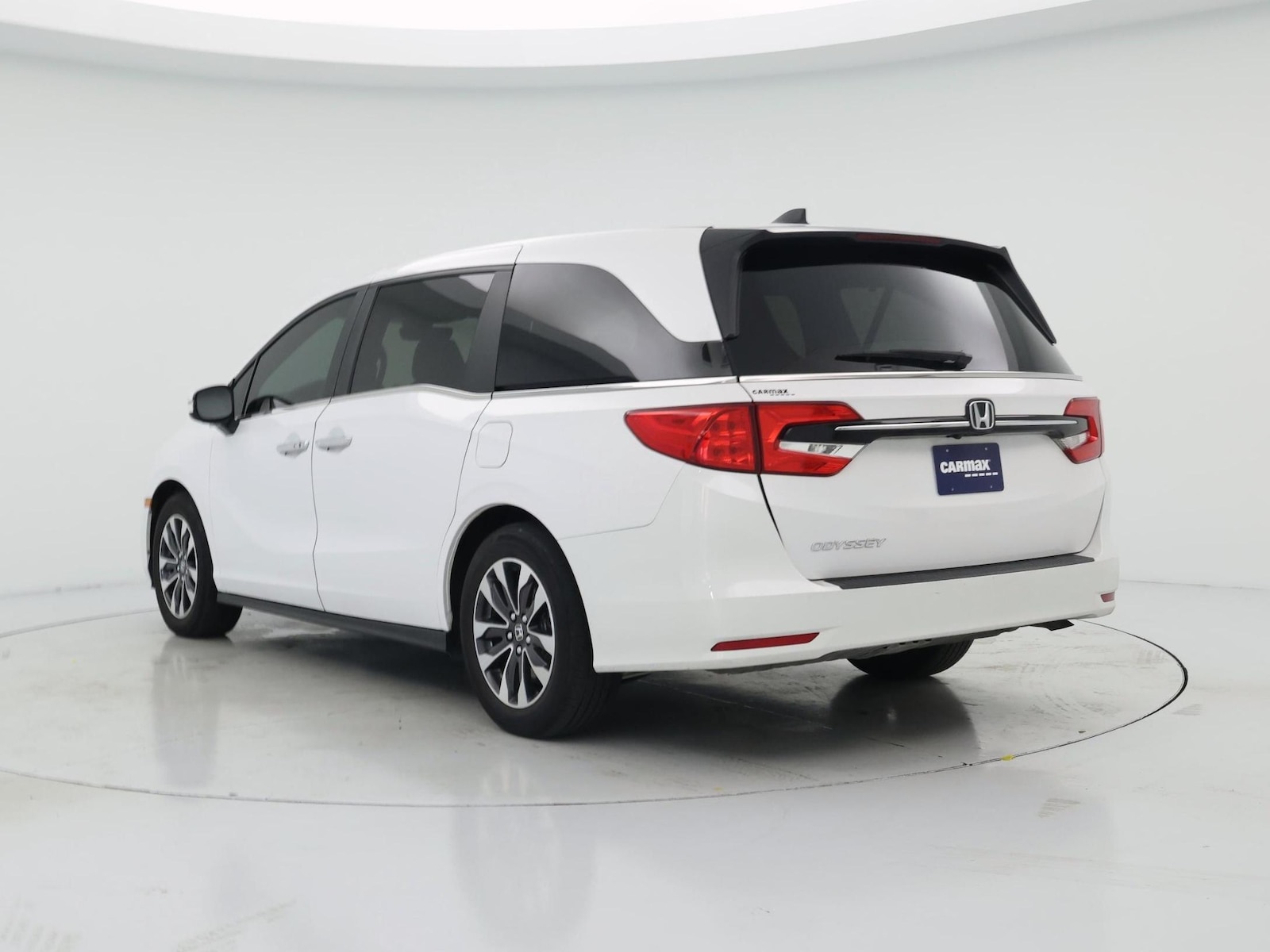 2024 Honda Odyssey EX-L - Photo 3