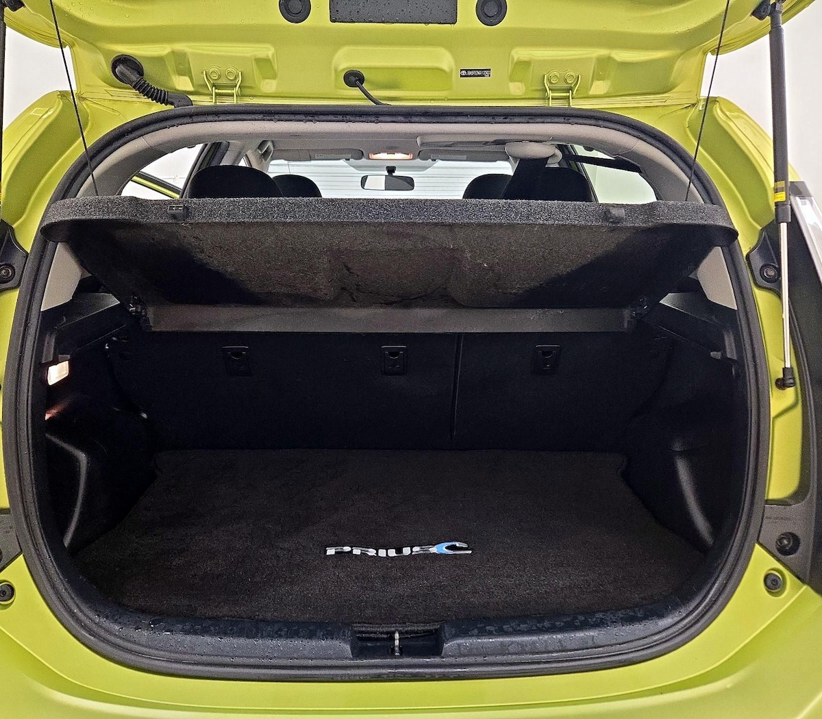 Trunk/Cargo (Seats Up)