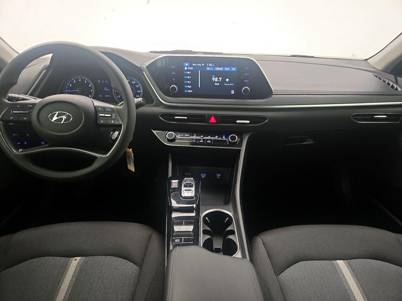 2021 Hyundai Sonata SE - Photo 10