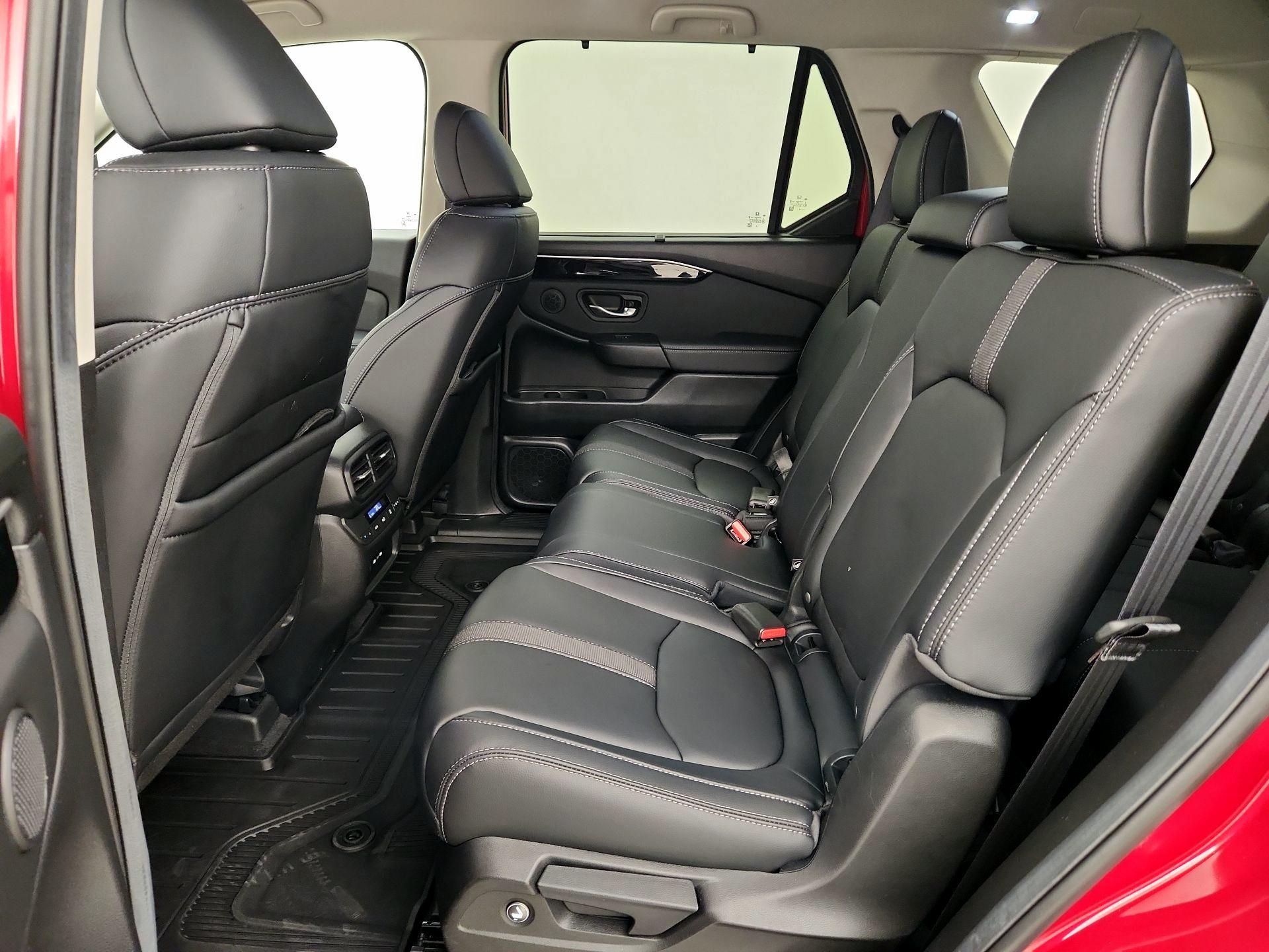 Thumbnail: 2025 Honda Pilot - 19
