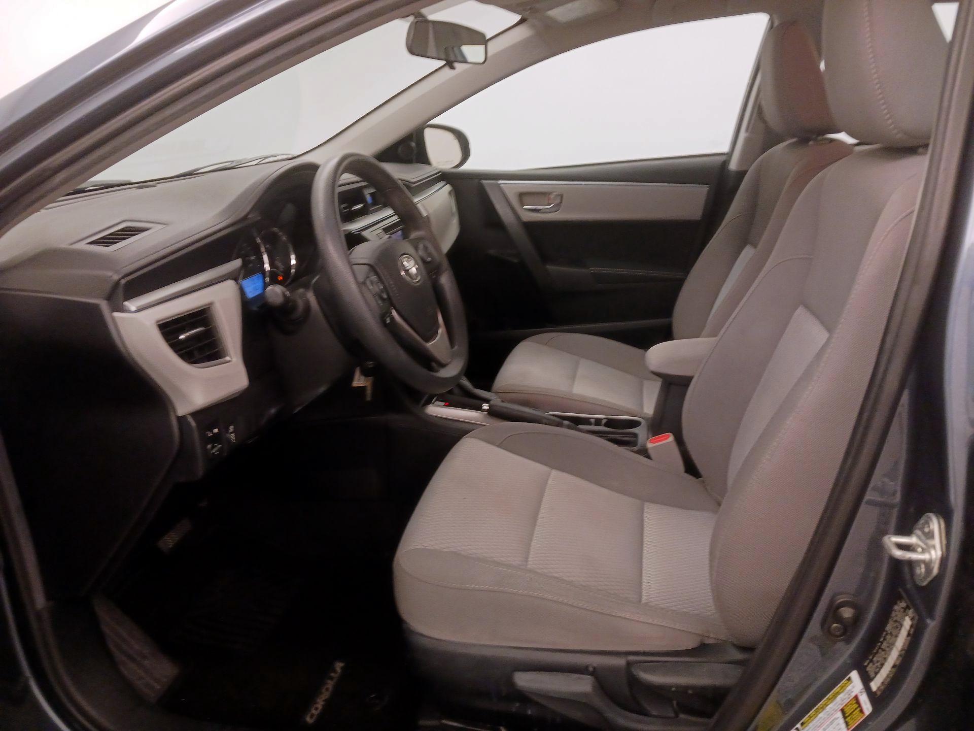 Thumbnail: 2016 Toyota Corolla - 9