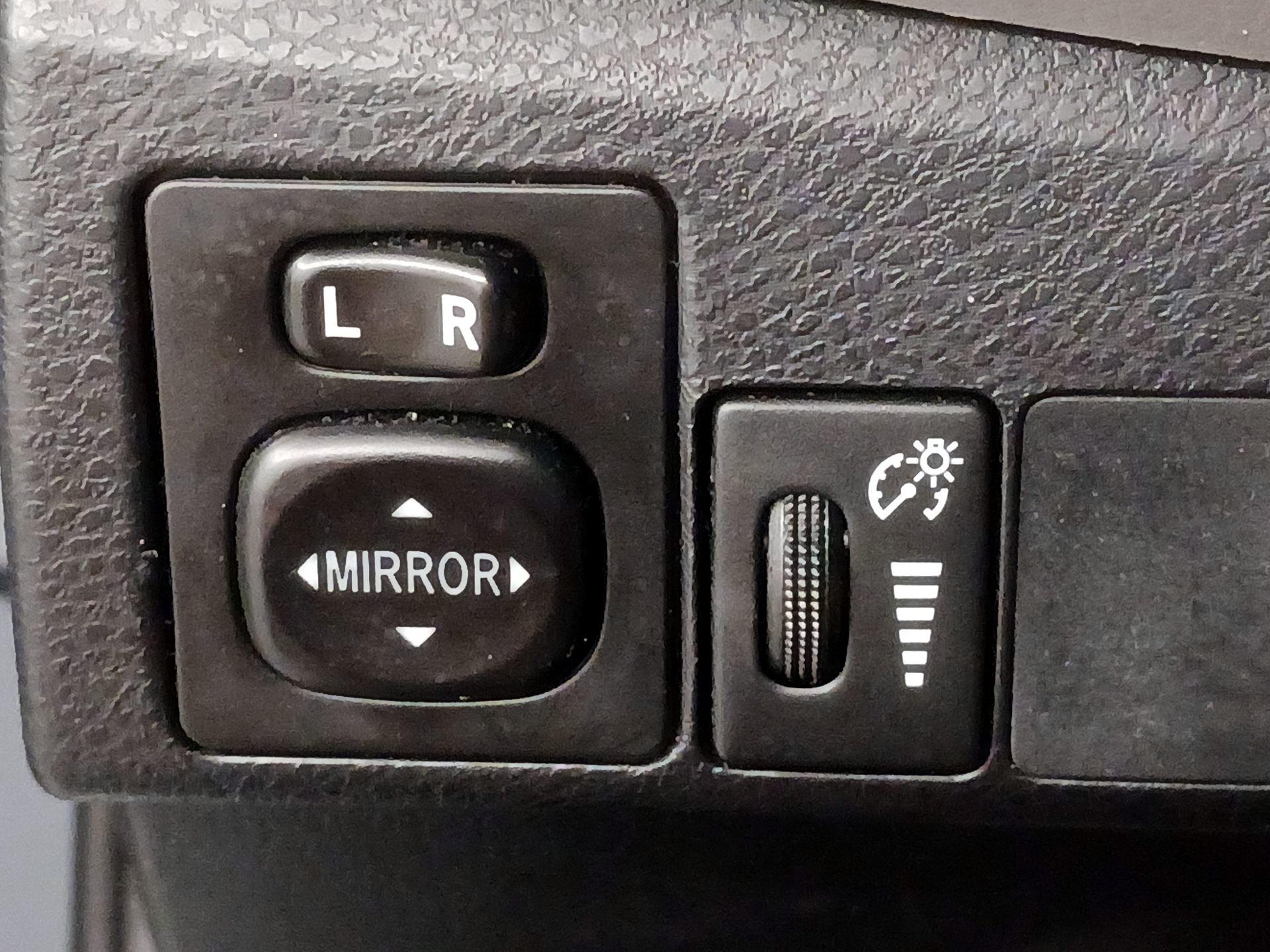 Thumbnail: 2016 Toyota Corolla - 11
