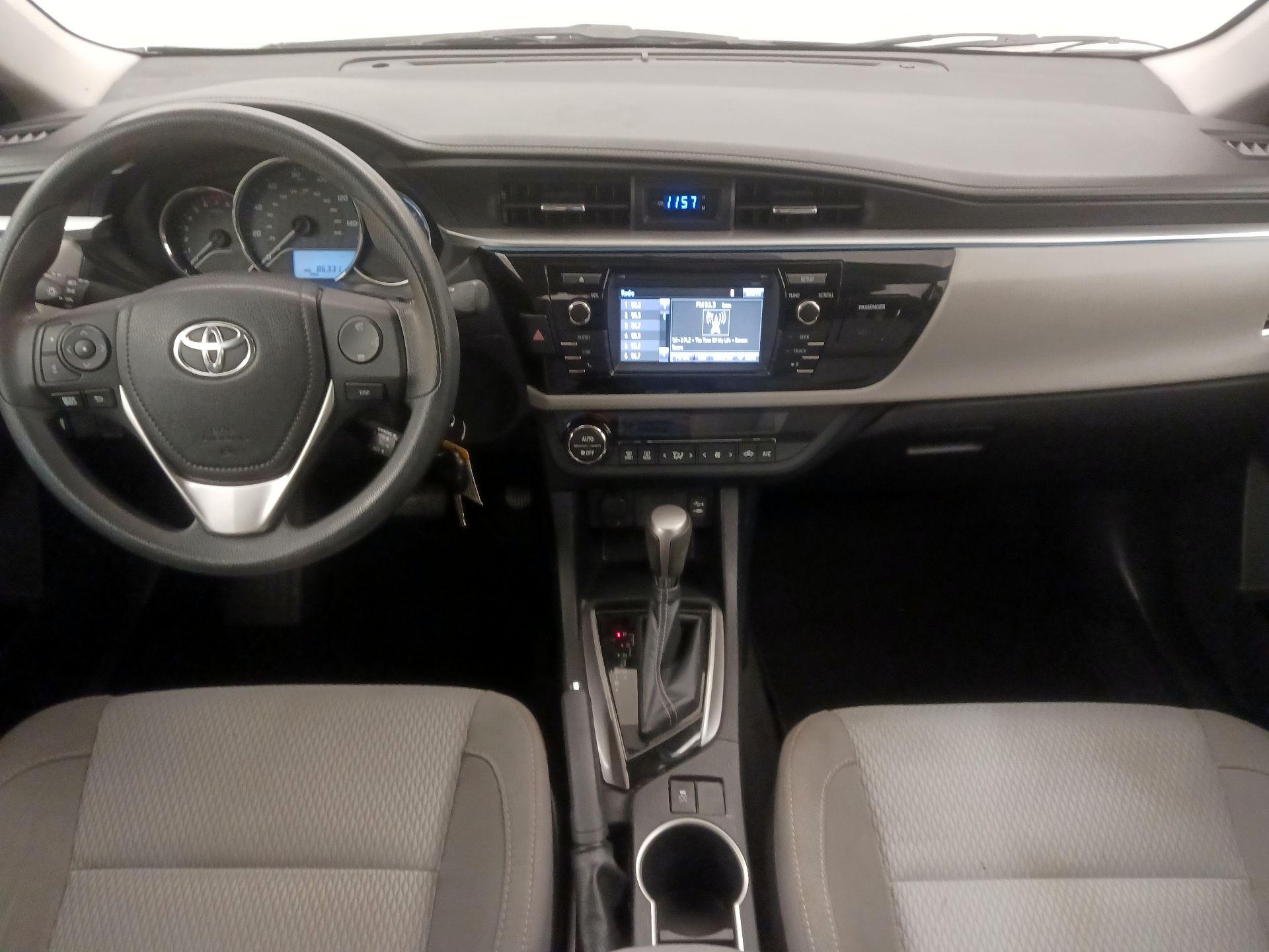 Thumbnail: 2016 Toyota Corolla - 8