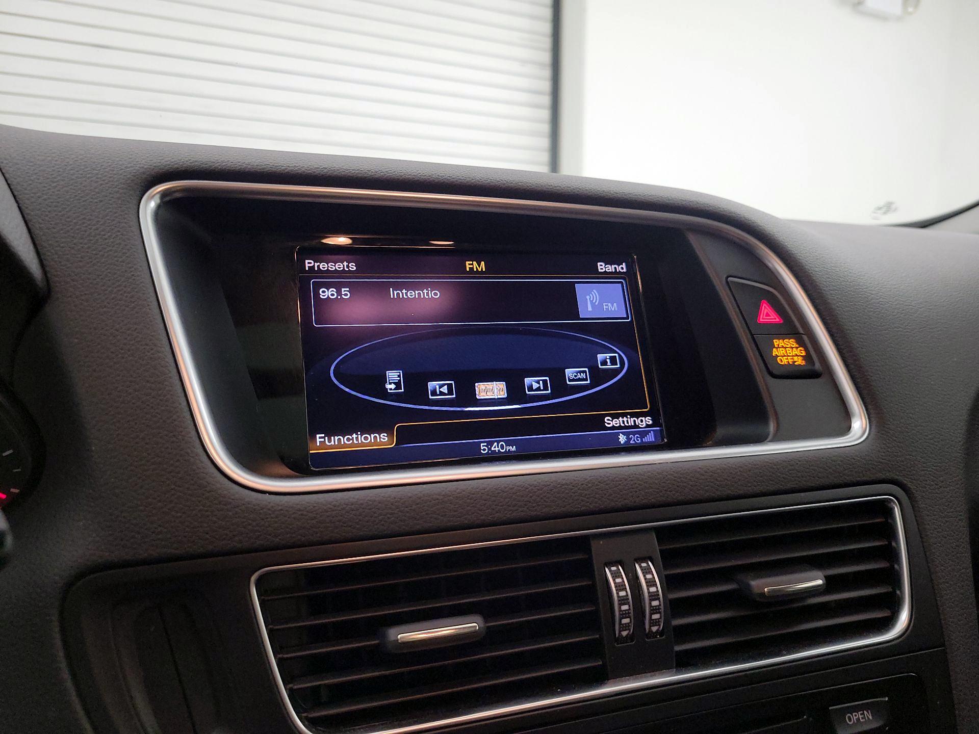 Thumbnail: 2016 Audi Q5 - 16
