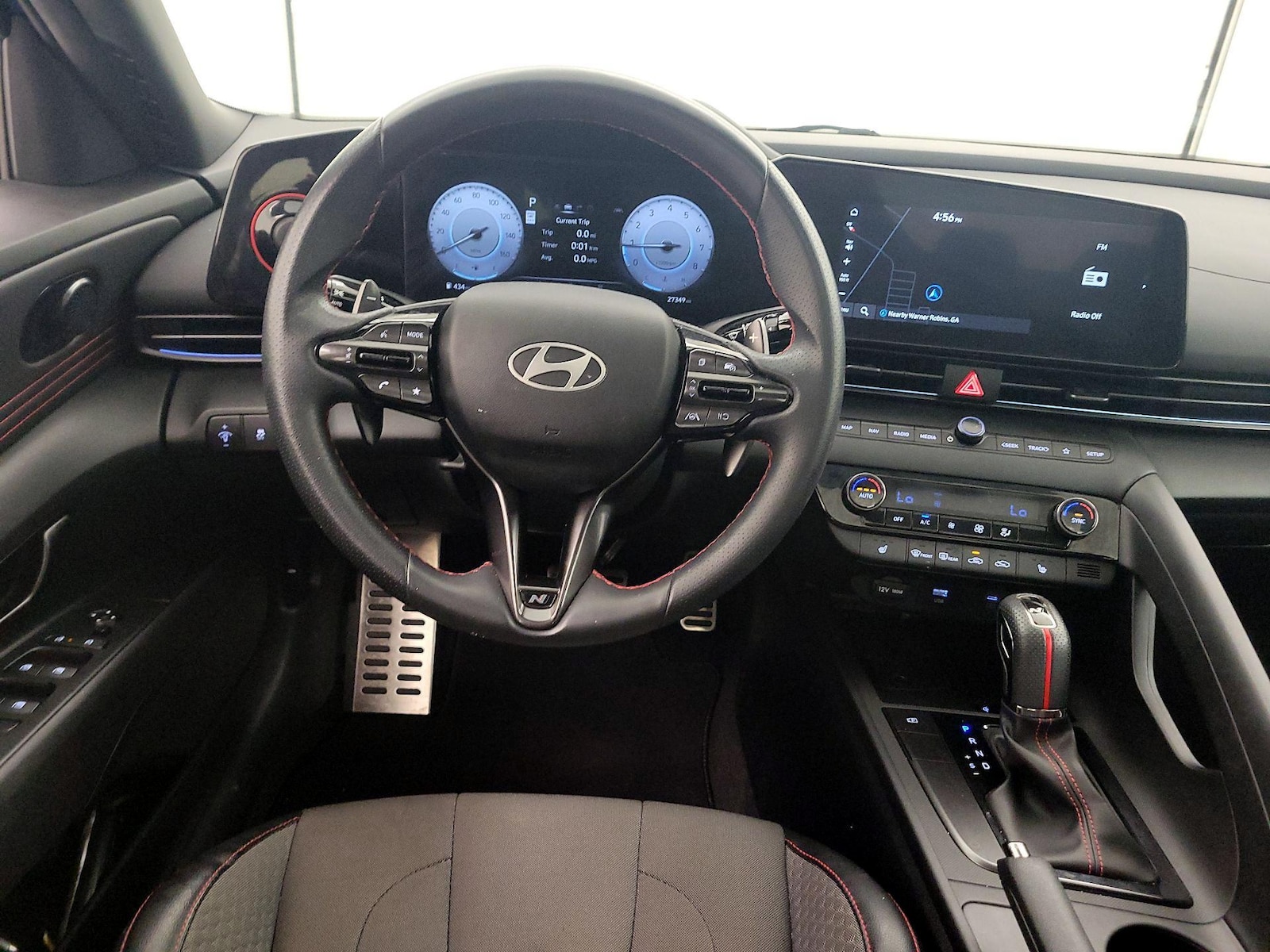 2024 Hyundai Elantra N Line - Photo 11