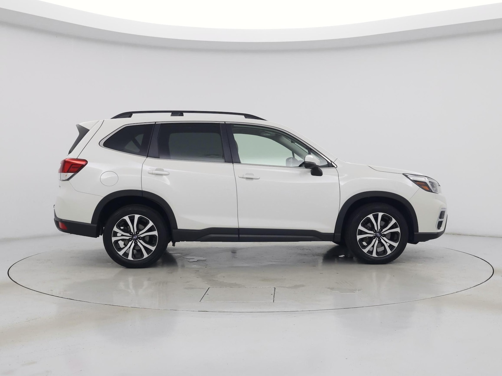 2021 Subaru Forester Limited - Photo 8