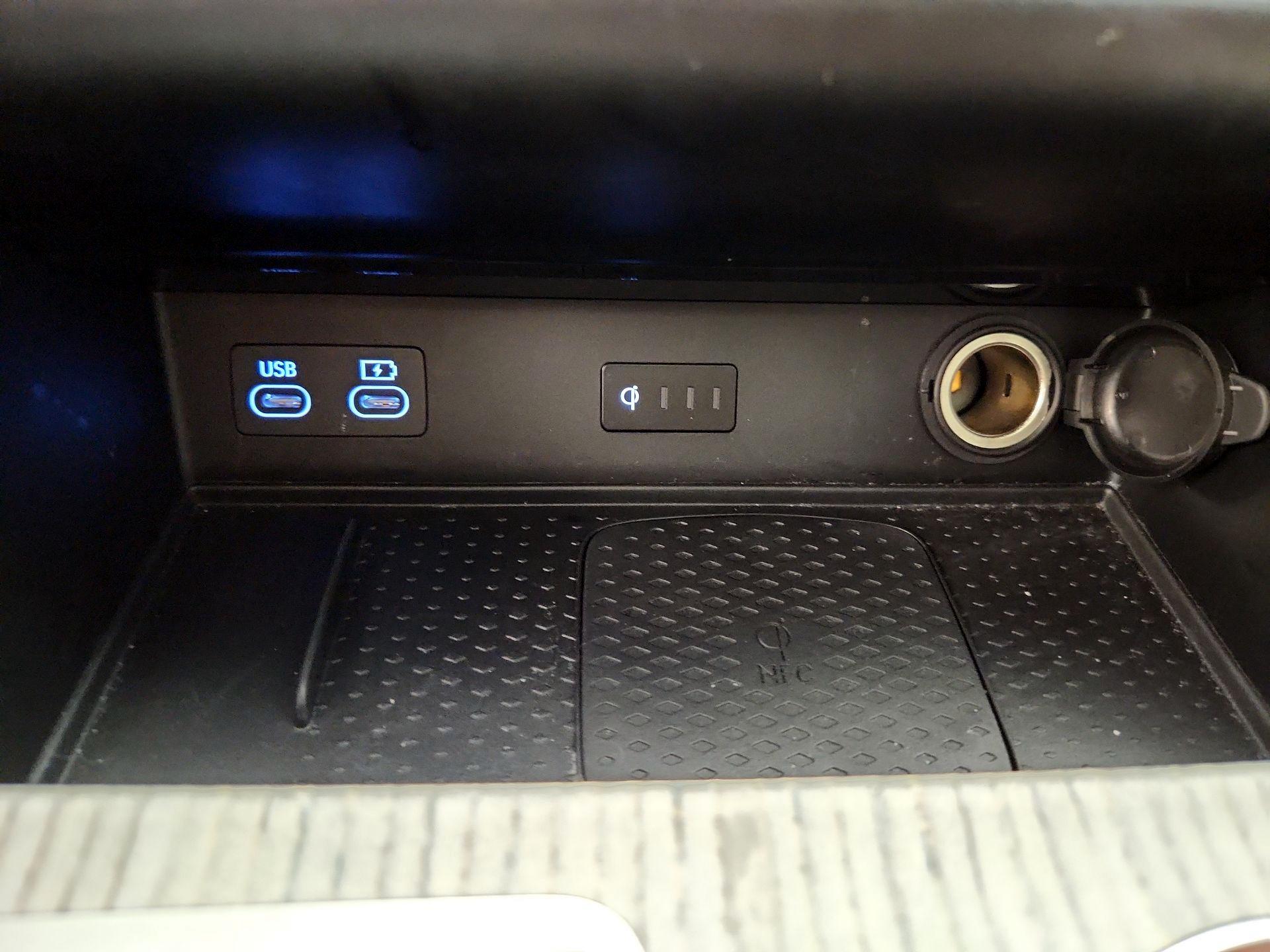 Thumbnail: 2025 Genesis GV80 - 18