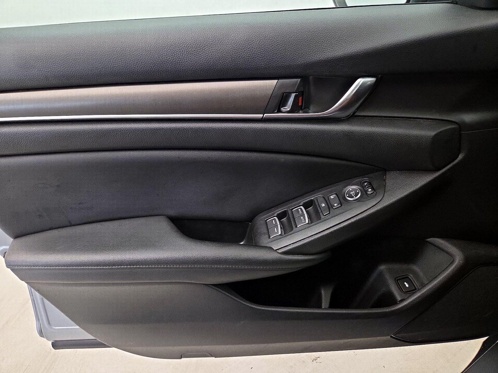 2021 Honda Accord LX - Photo 13
