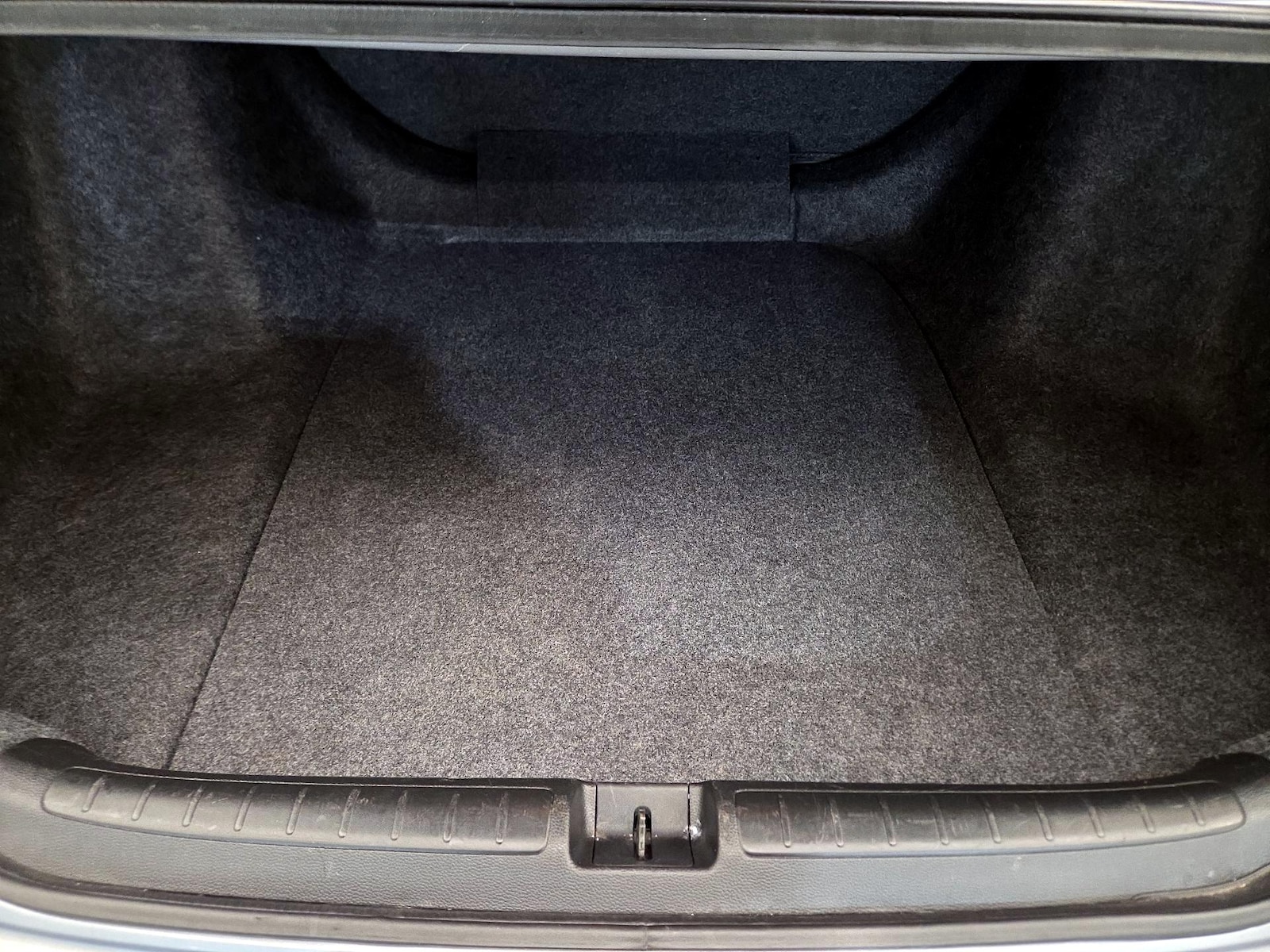 2021 Honda Accord LX - Photo 21