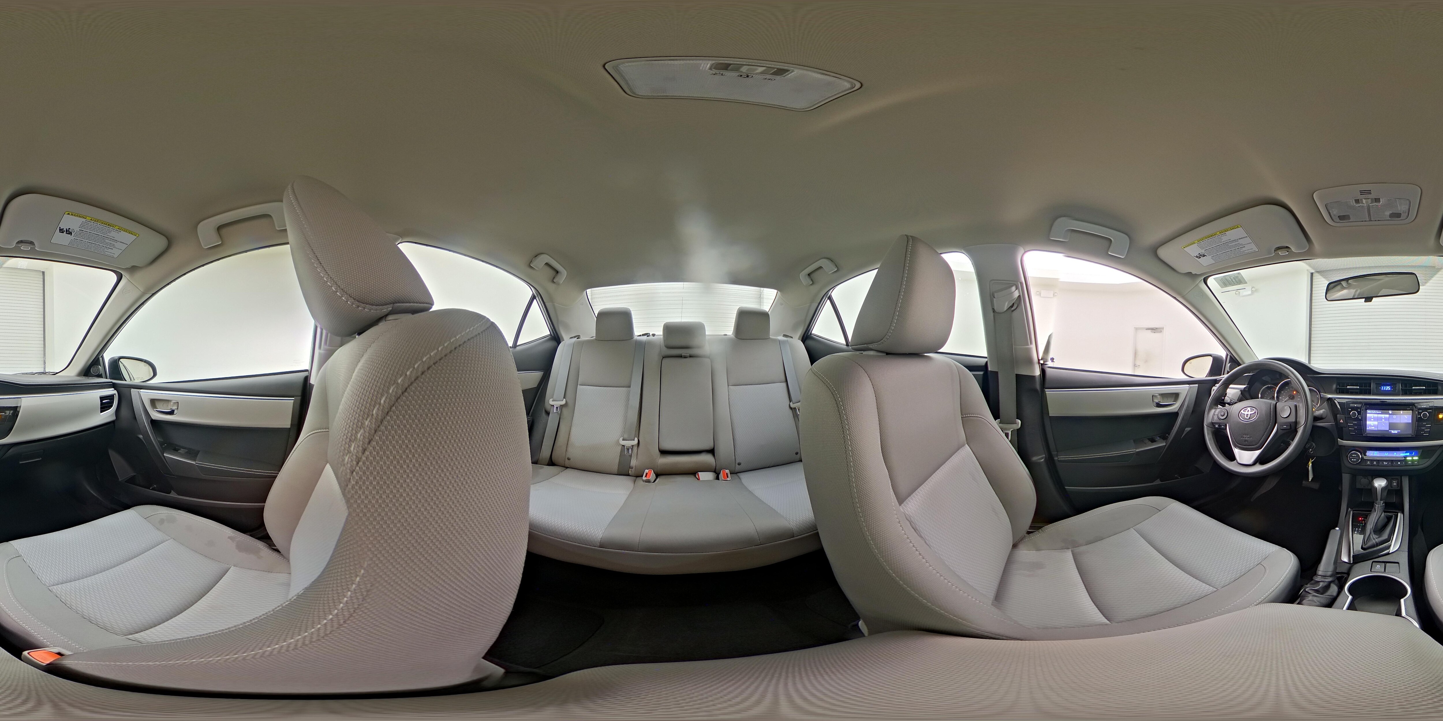 2016 Toyota Corolla LE - Photo 24