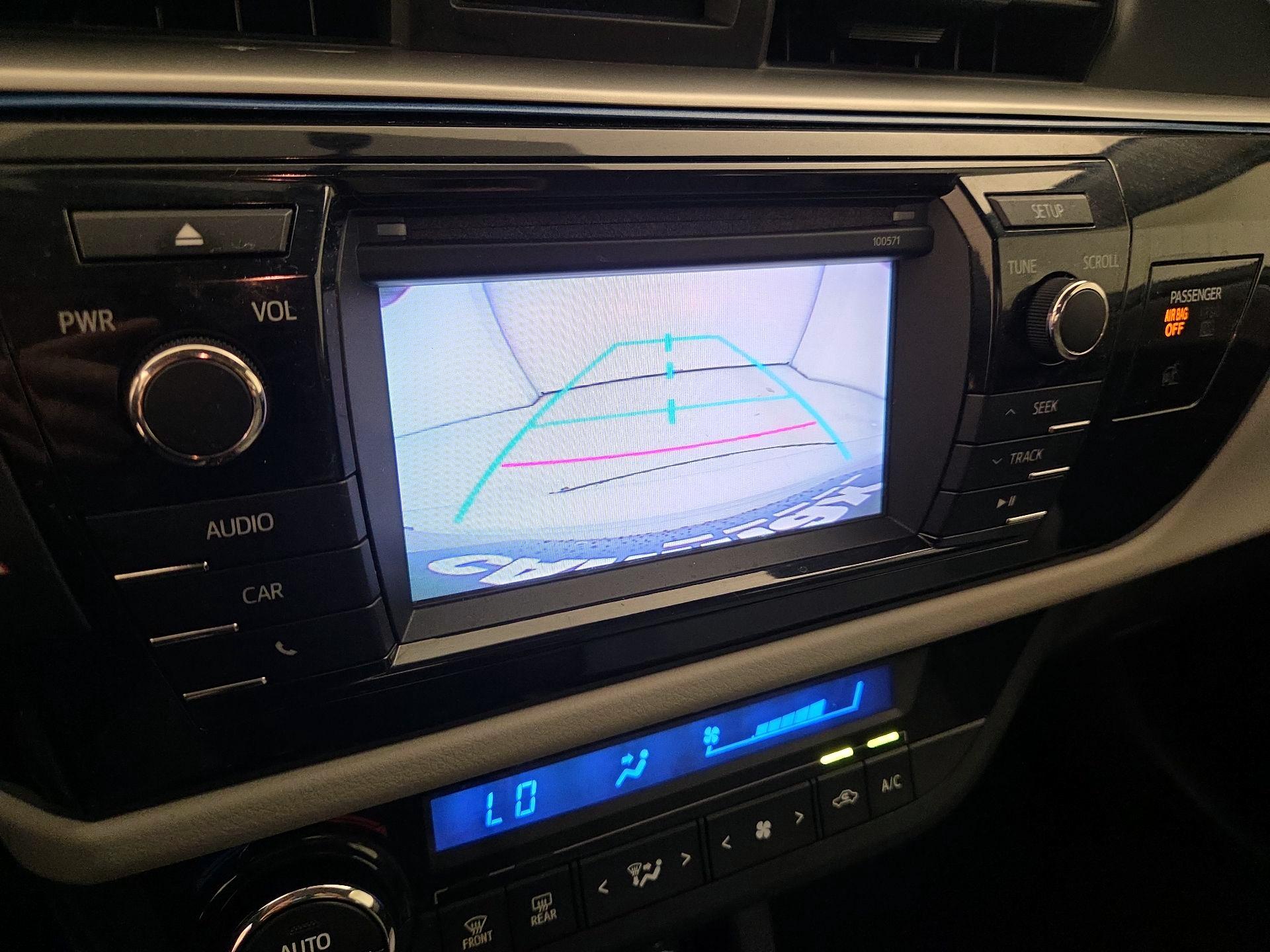 Thumbnail: 2016 Toyota Corolla - 14