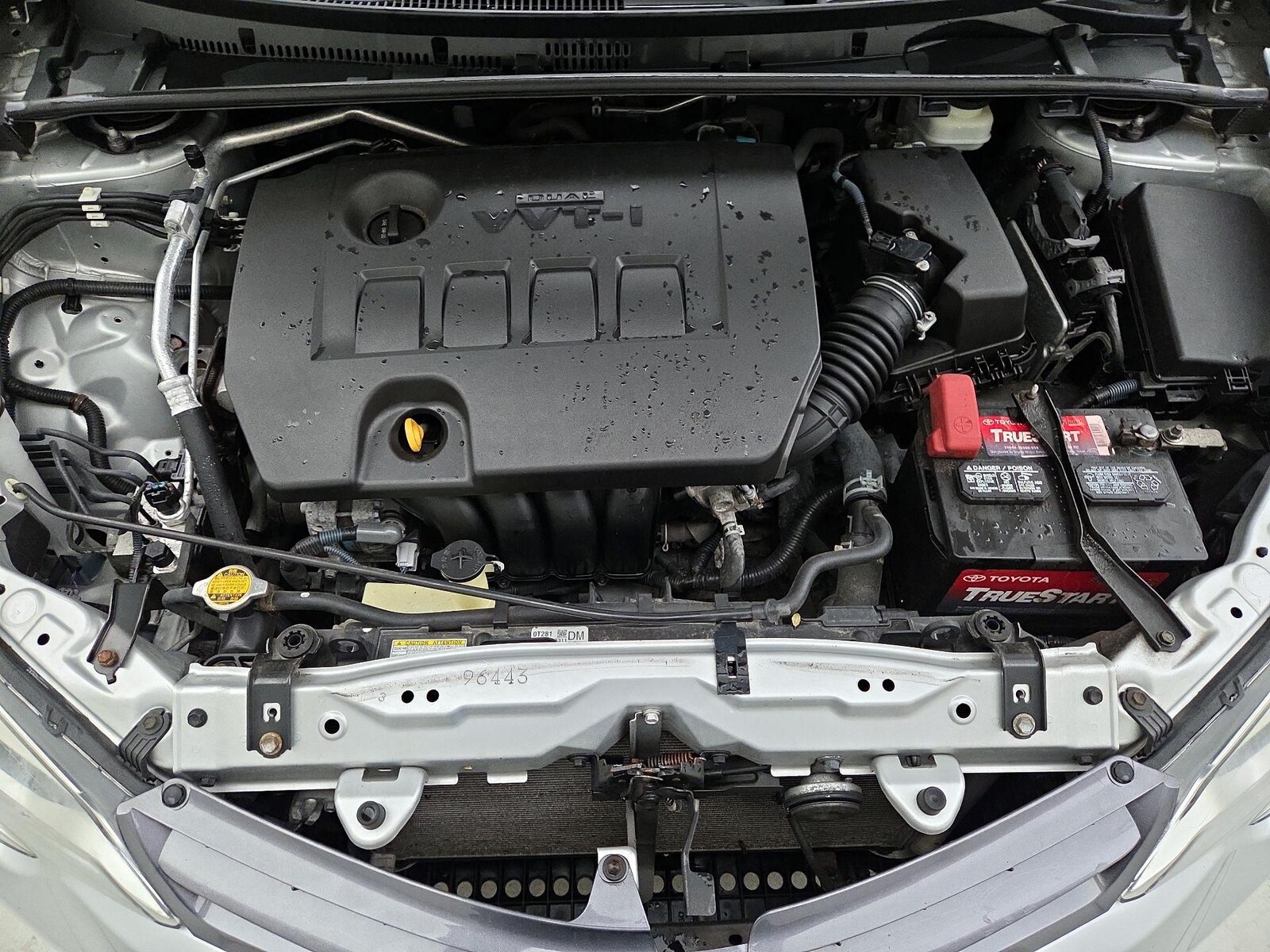 2016 Toyota Corolla LE - Photo 22