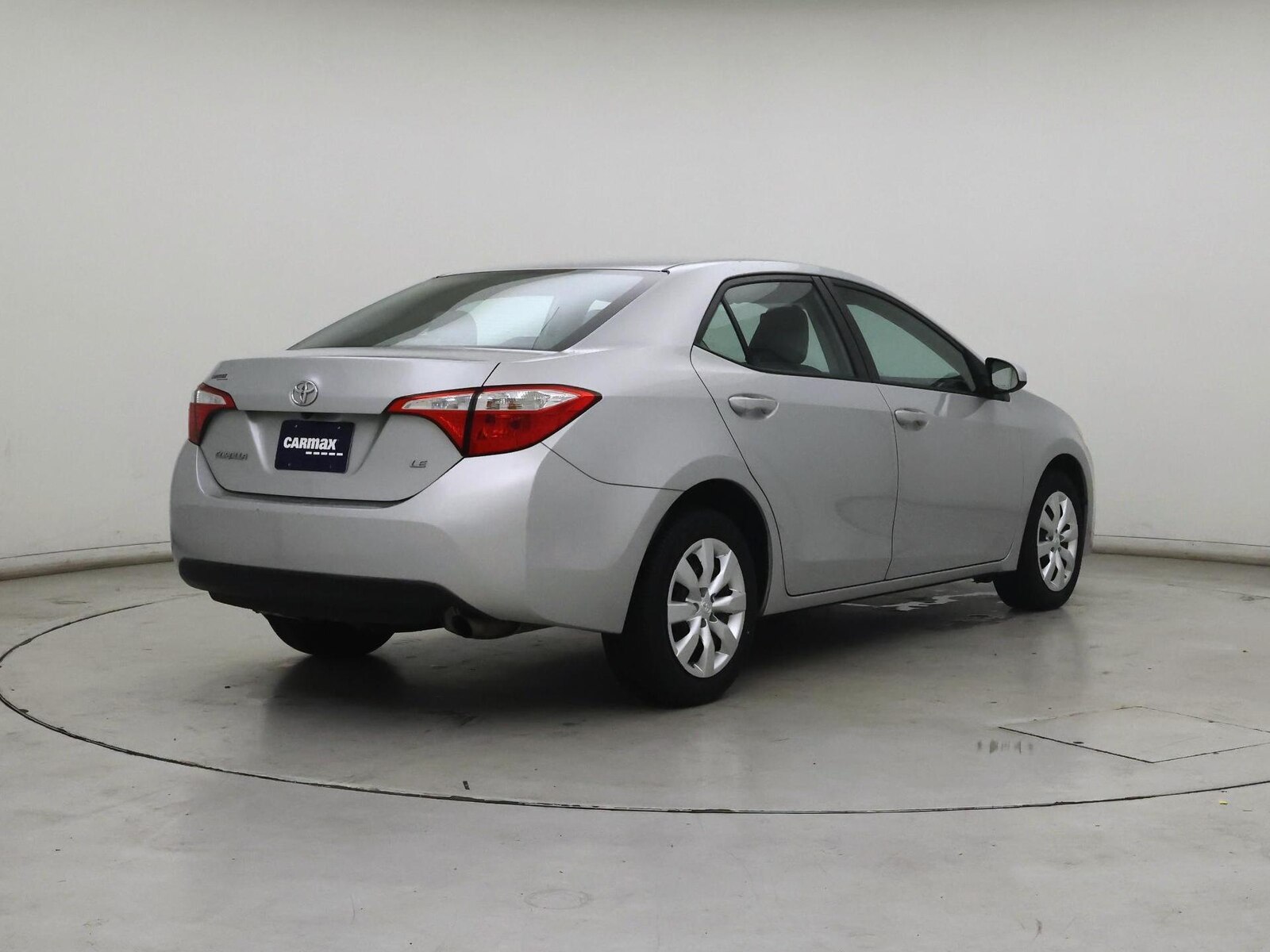 2016 Toyota Corolla LE - Photo 9