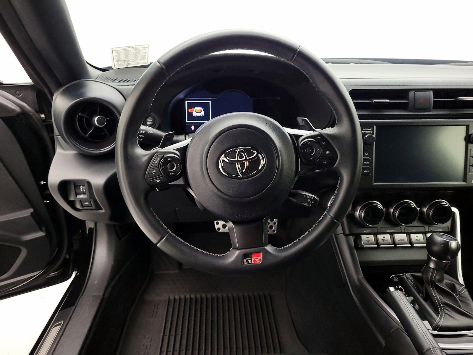 2025 Toyota GR86 Premium - Photo 11