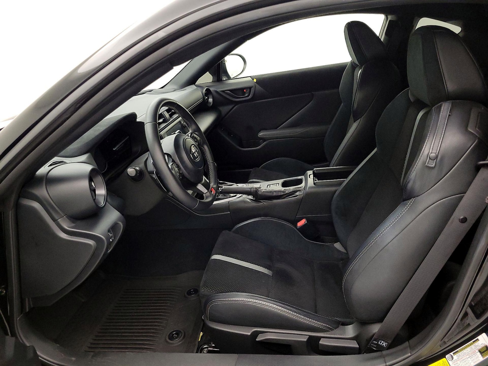 2025 Toyota GR86 Premium - Photo 12