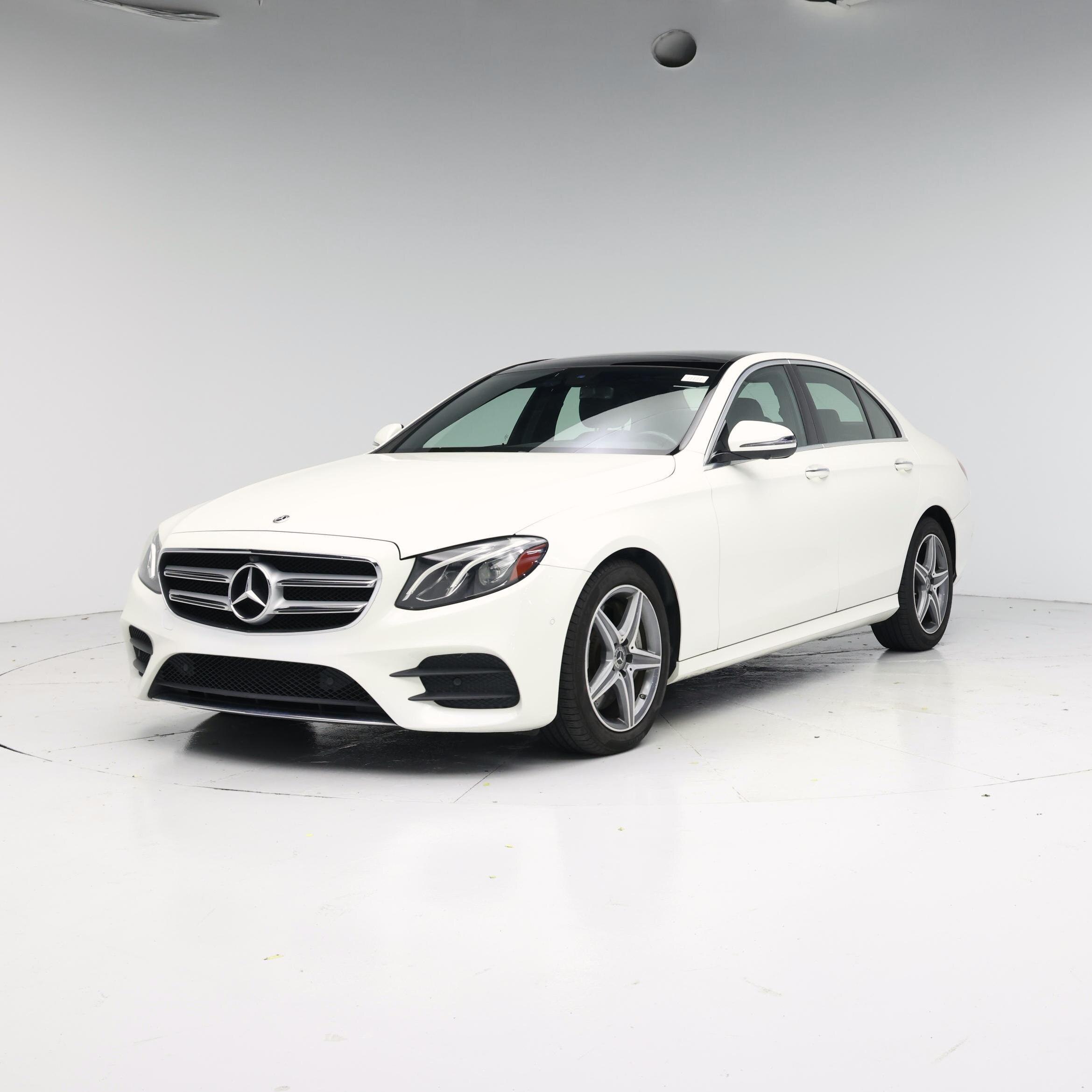 Thumbnail: 2019 Mercedes-Benz E-Class - 4