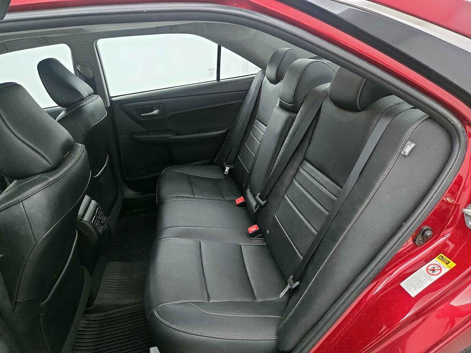 2016 Toyota Camry XLE - Photo 21