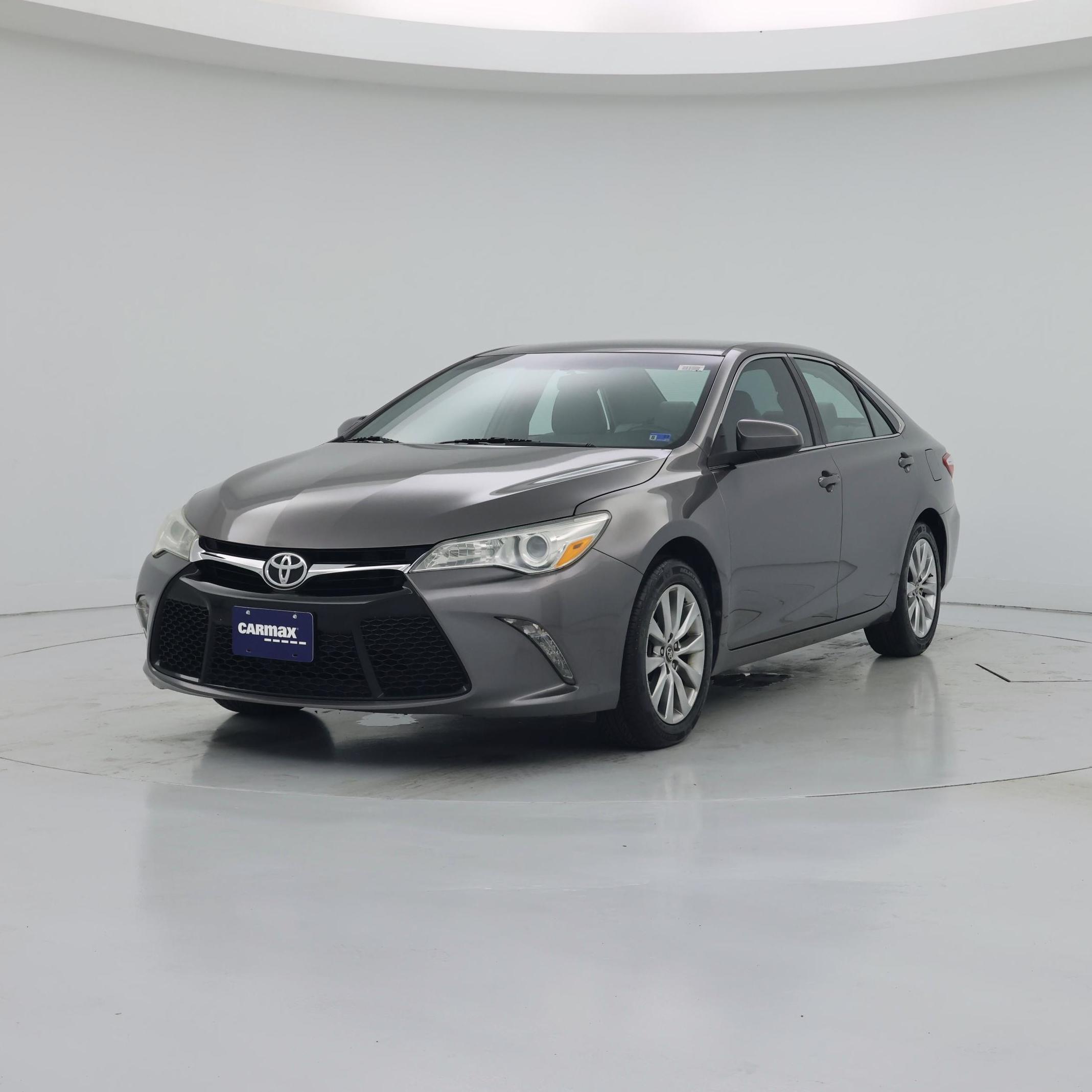 Thumbnail: 2016 Toyota Camry - 4