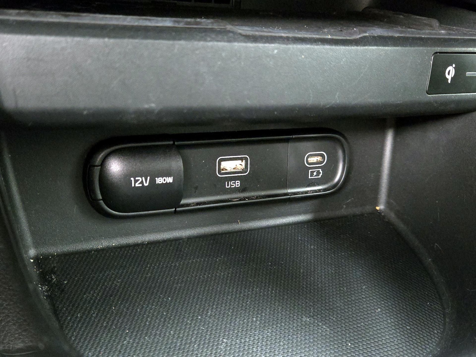2024 Kia Seltos SX - Photo 20