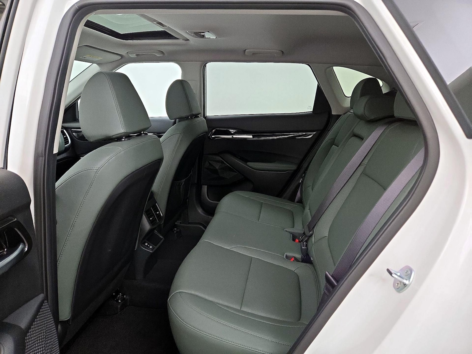 2024 Kia Seltos SX - Photo 22