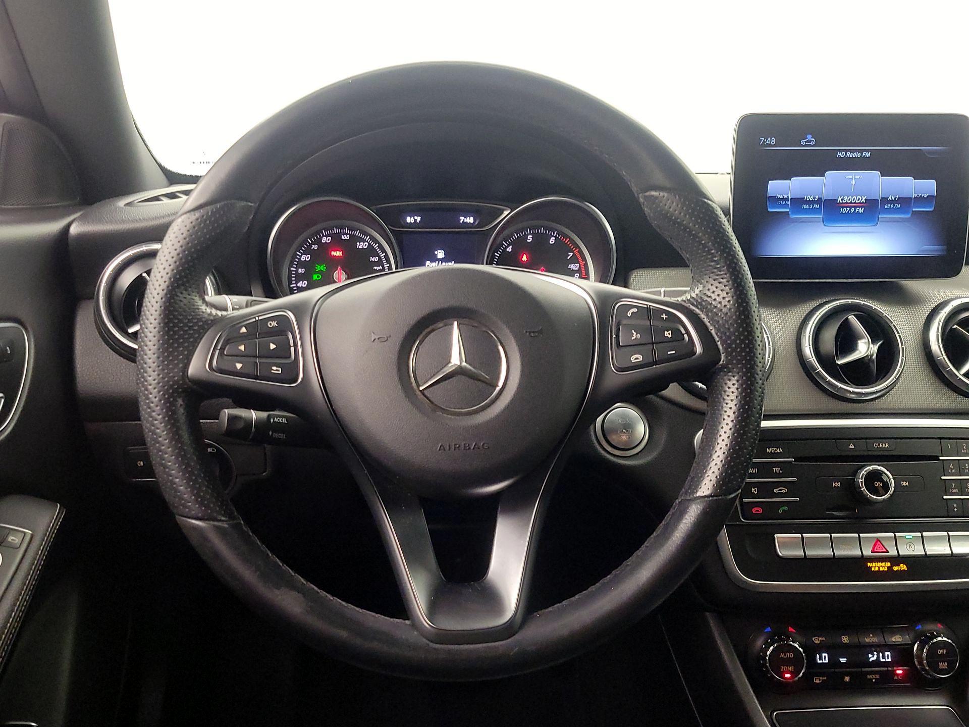 Thumbnail: 2019 Mercedes-Benz CLA - 10