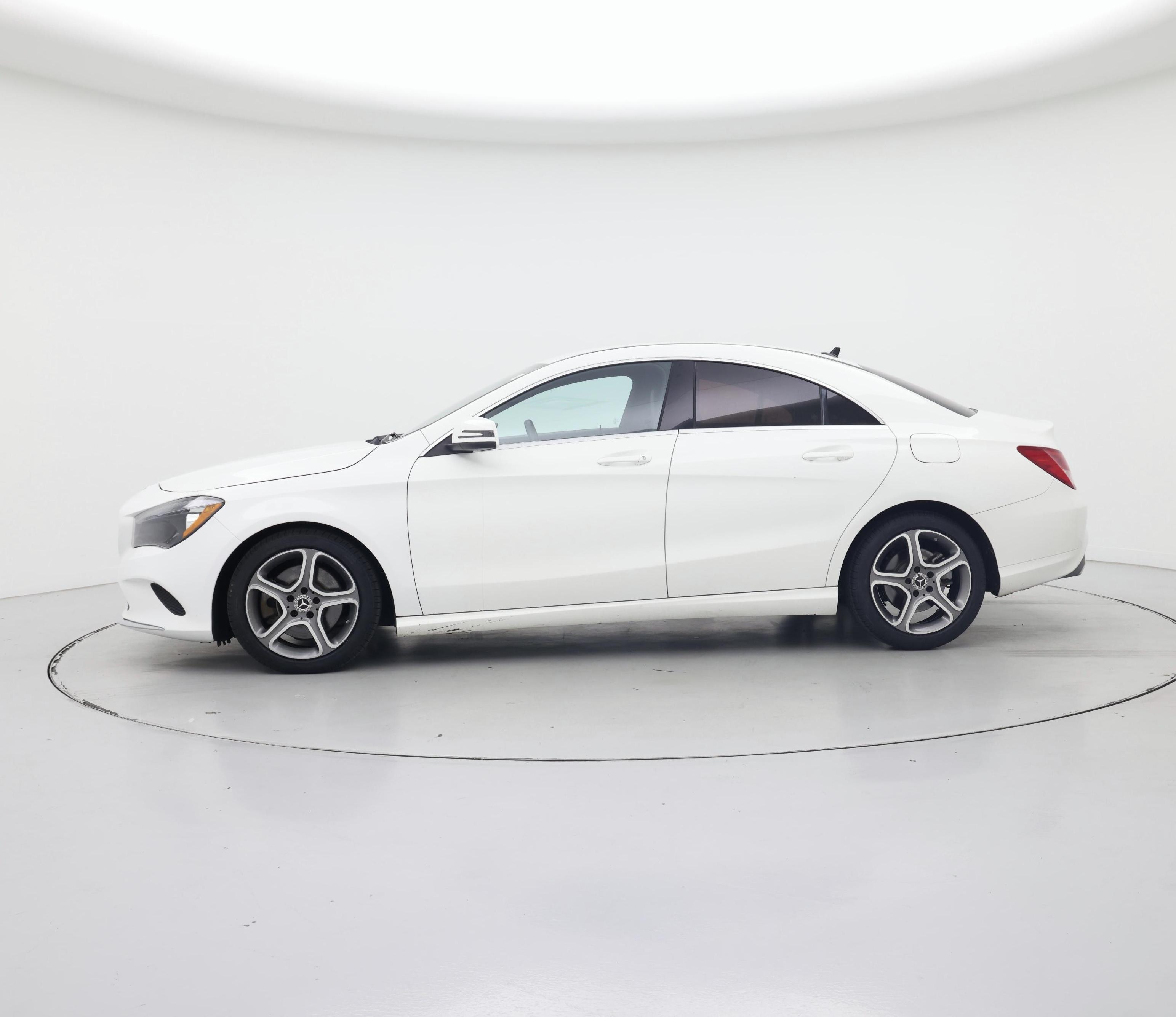 Thumbnail: 2019 Mercedes-Benz CLA - 3