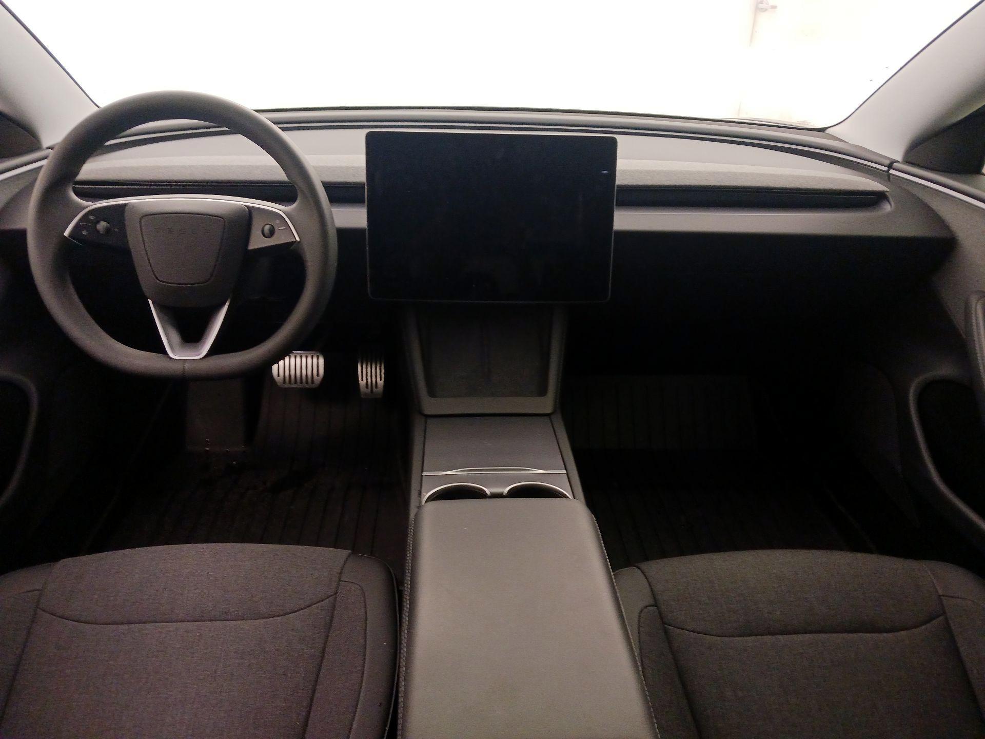 Thumbnail: 2025 Tesla Model 3 - 9
