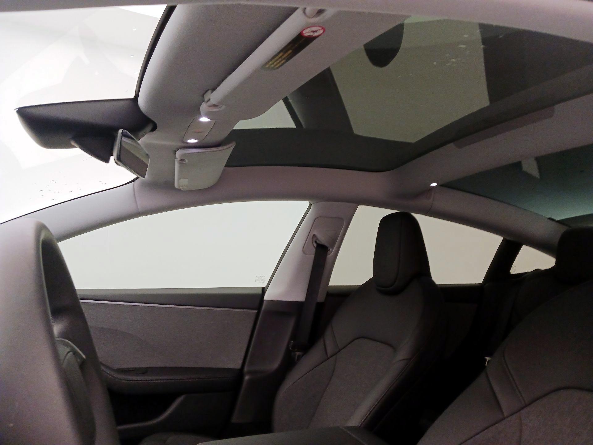 Thumbnail: 2025 Tesla Model 3 - 19