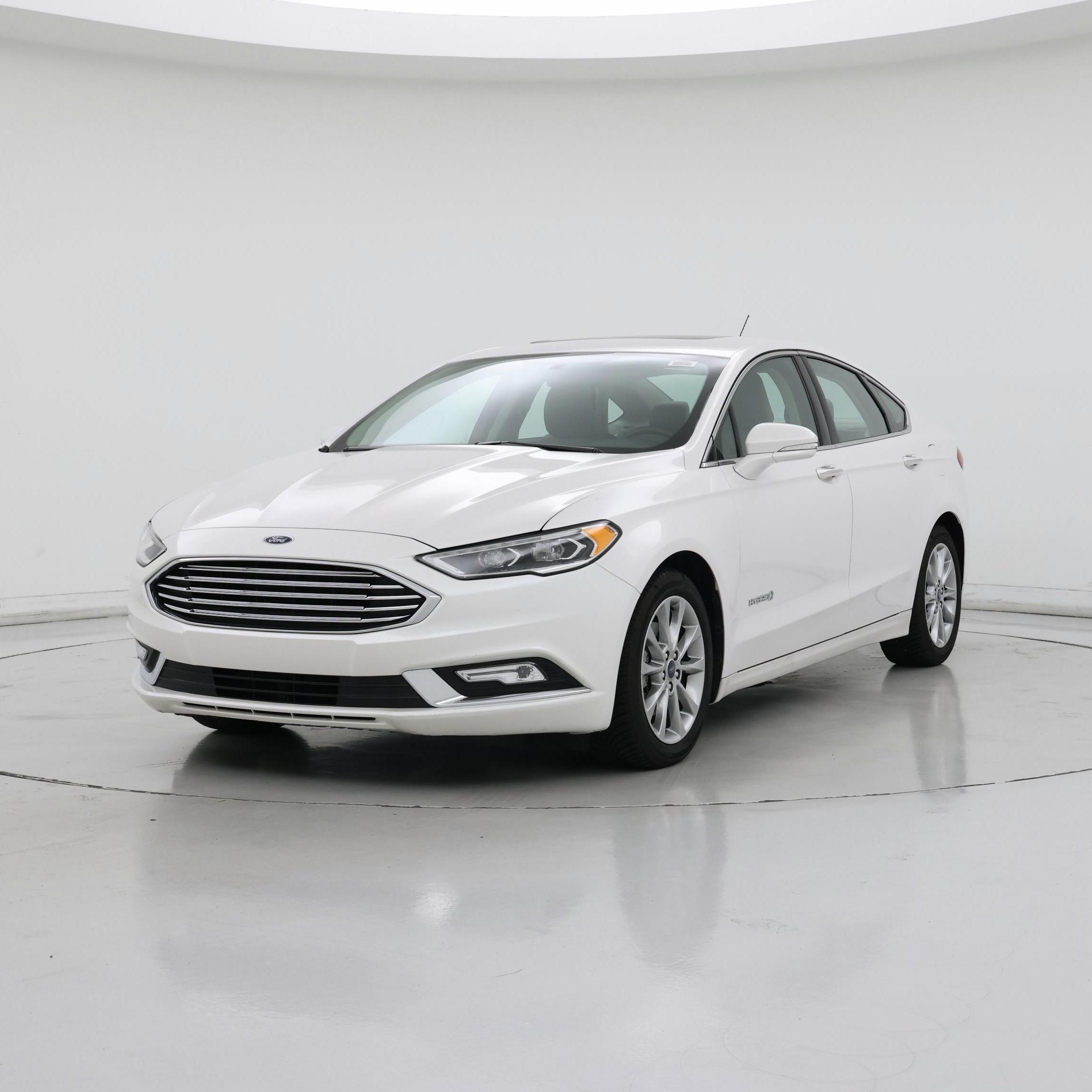 Thumbnail: 2017 Ford Fusion - 4