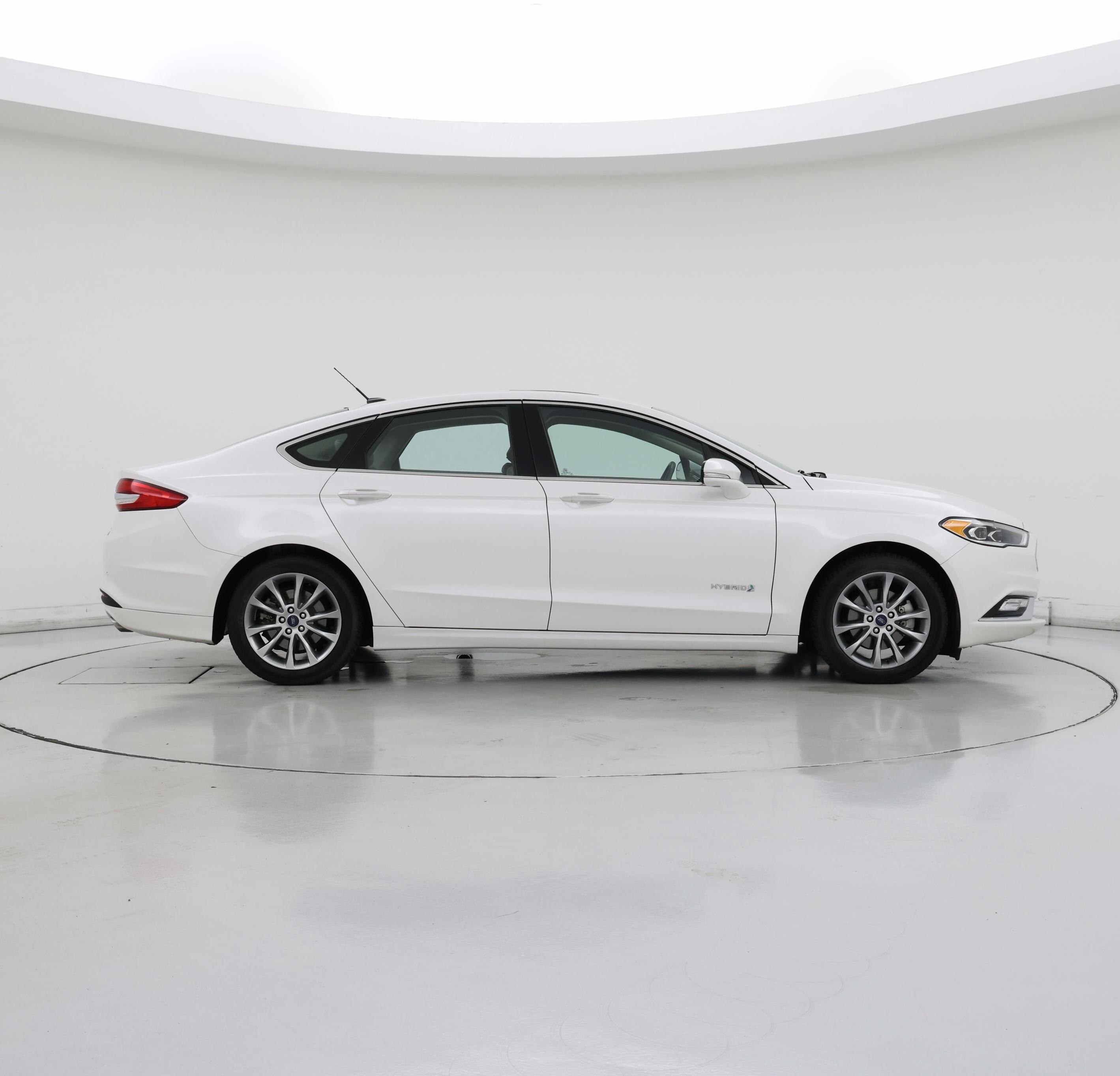 Thumbnail: 2017 Ford Fusion - 7