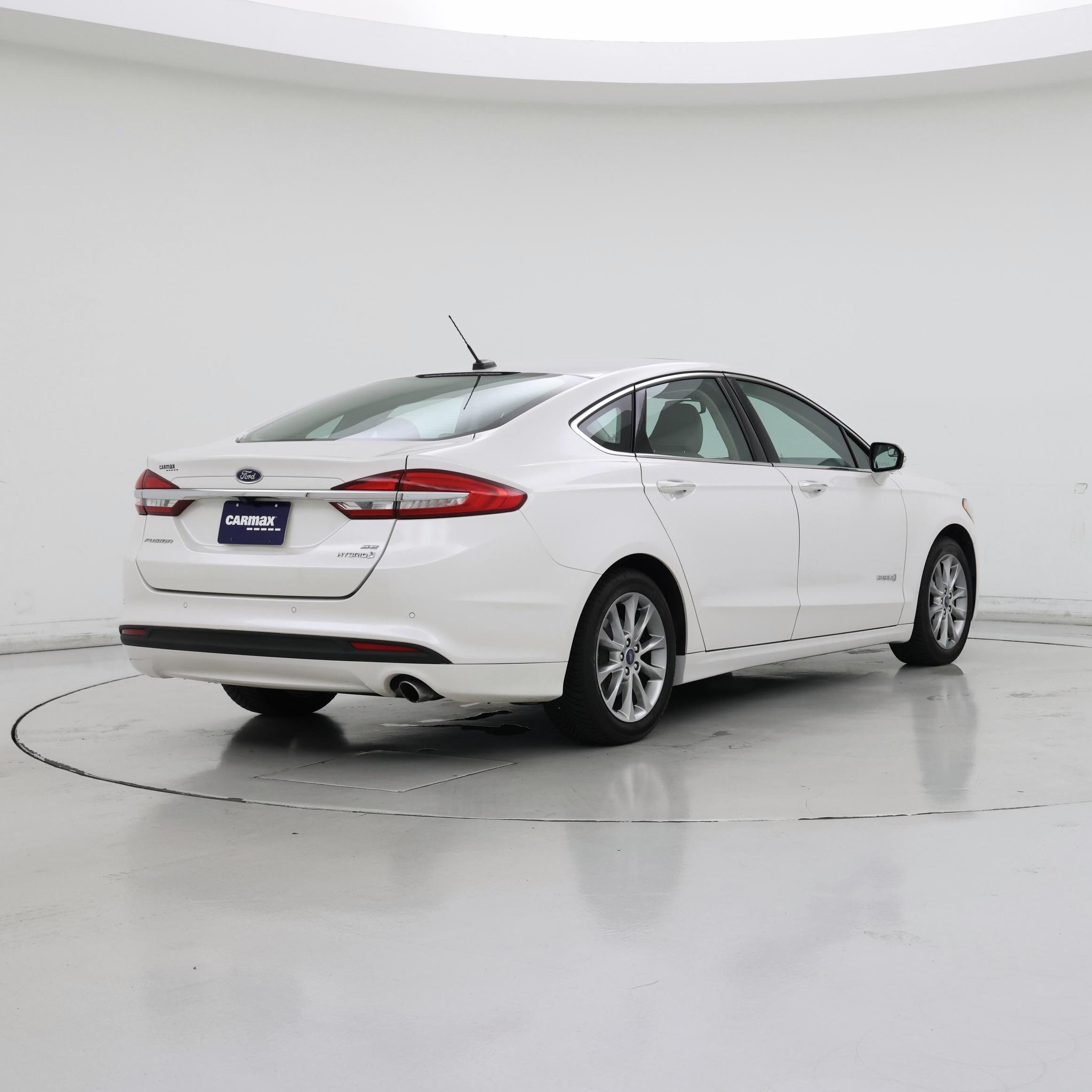 Thumbnail: 2017 Ford Fusion - 8