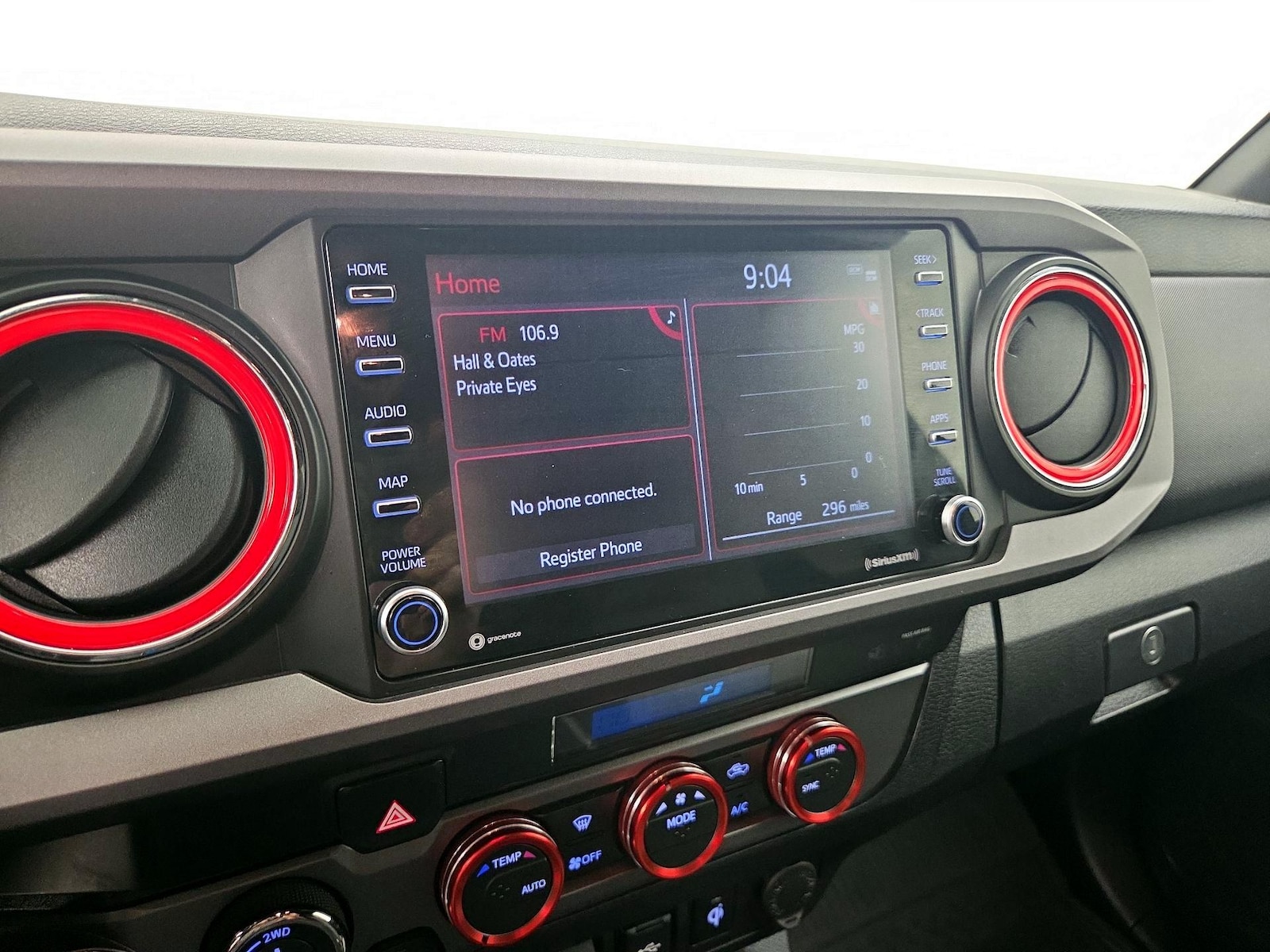 2022 Toyota Tacoma TRD Sport - Photo 16