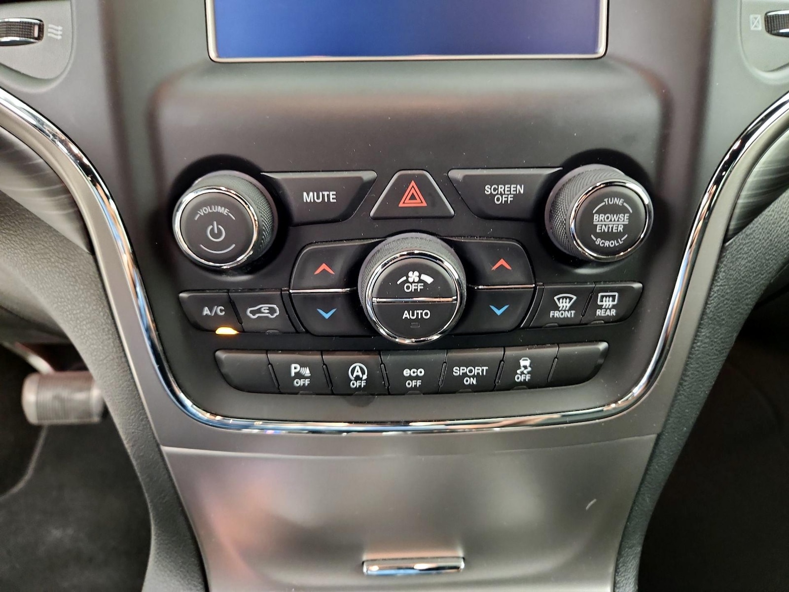 2021 Jeep Grand Cherokee Laredo E - Photo 15