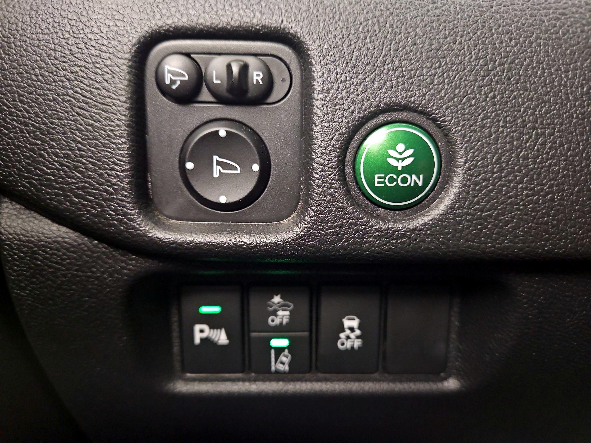 Thumbnail: 2019 Honda Passport - 13