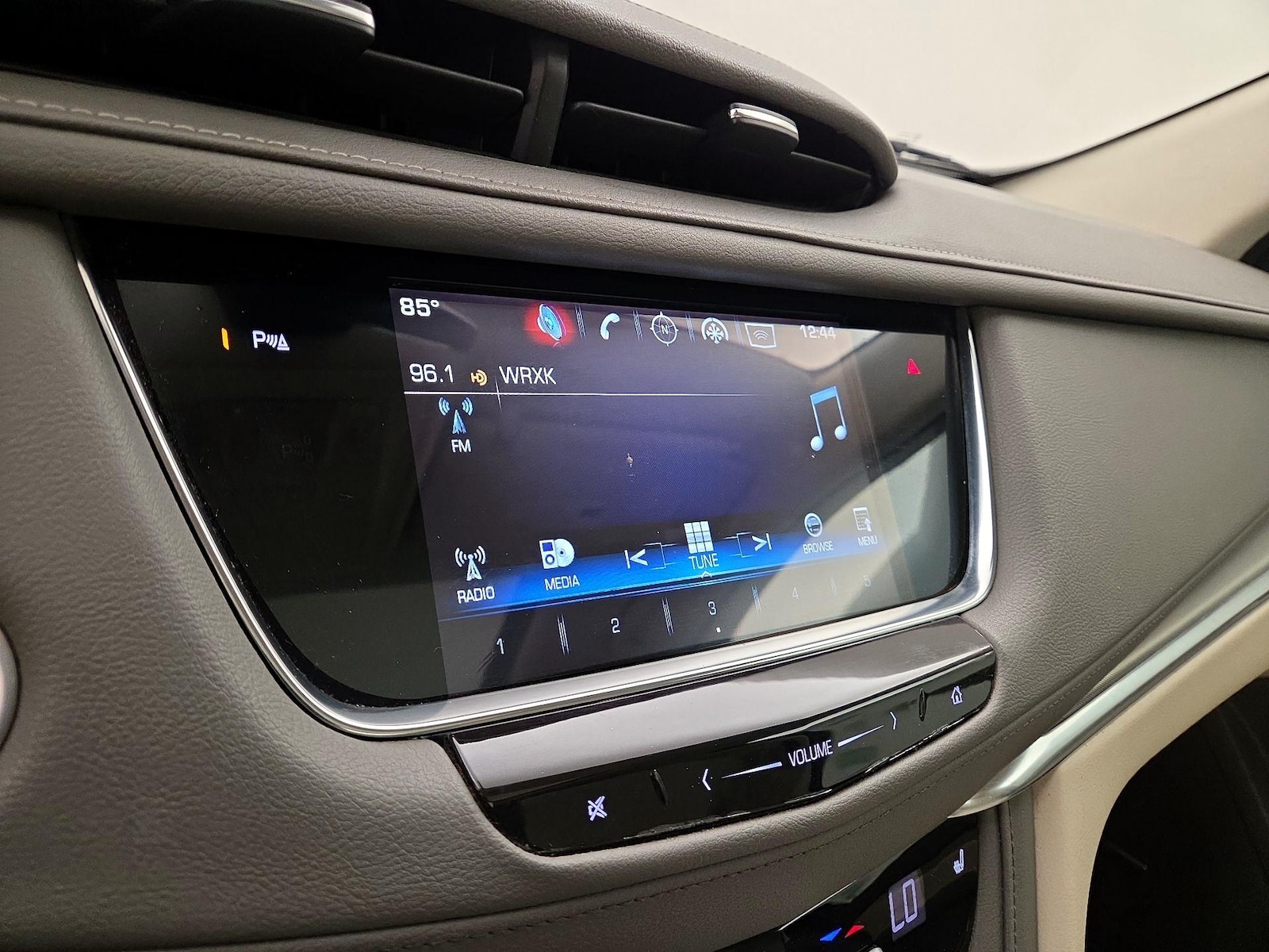 2017 Cadillac XT5 Luxury - Photo 16