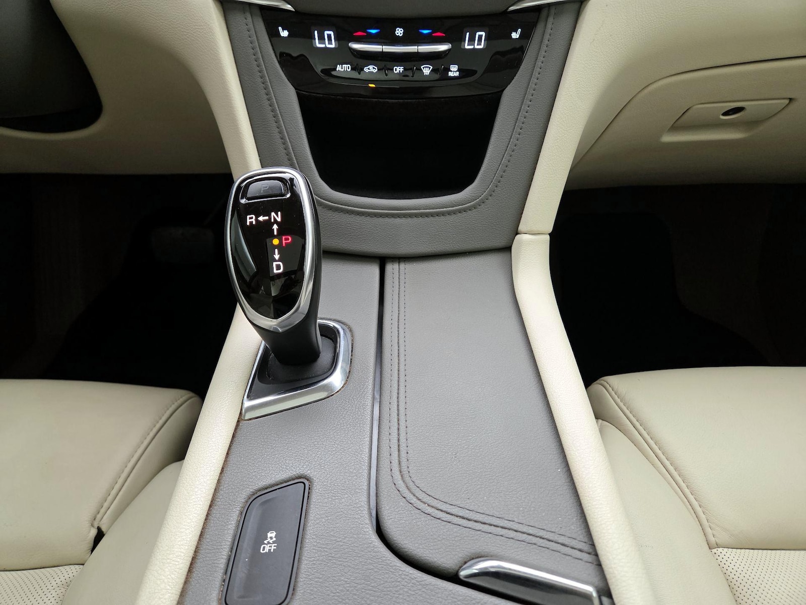 2017 Cadillac XT5 Luxury - Photo 18