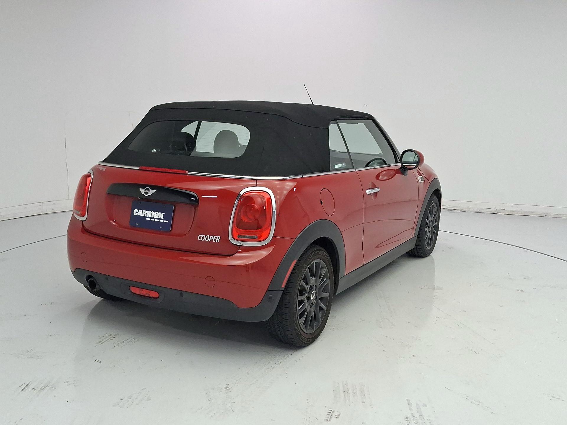 Thumbnail: 2017 MINI Cooper - 5