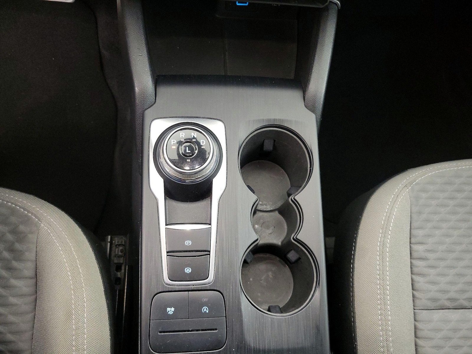 2022 Ford Escape SE - Photo 19