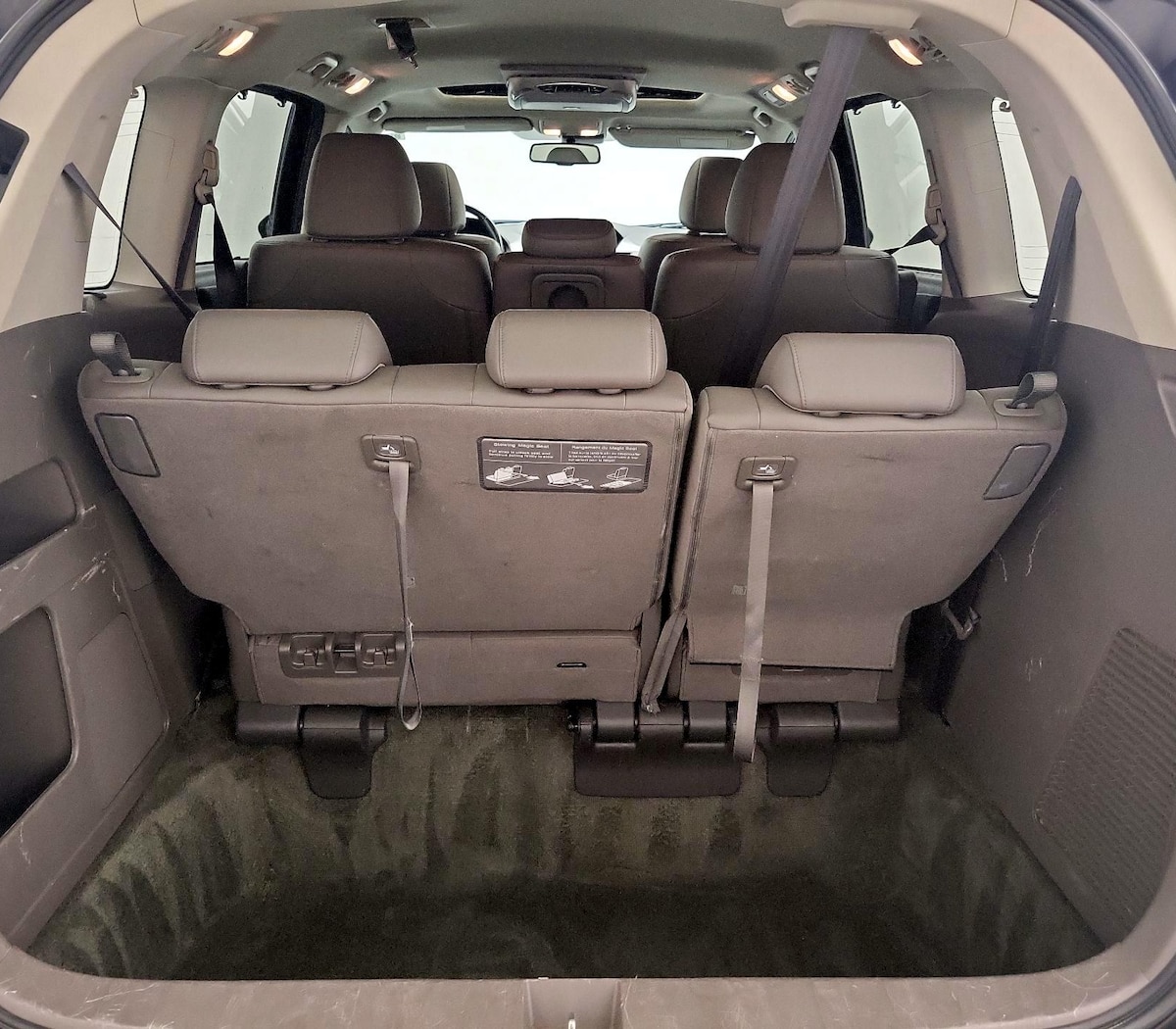 Trunk/Cargo (Seats Up)