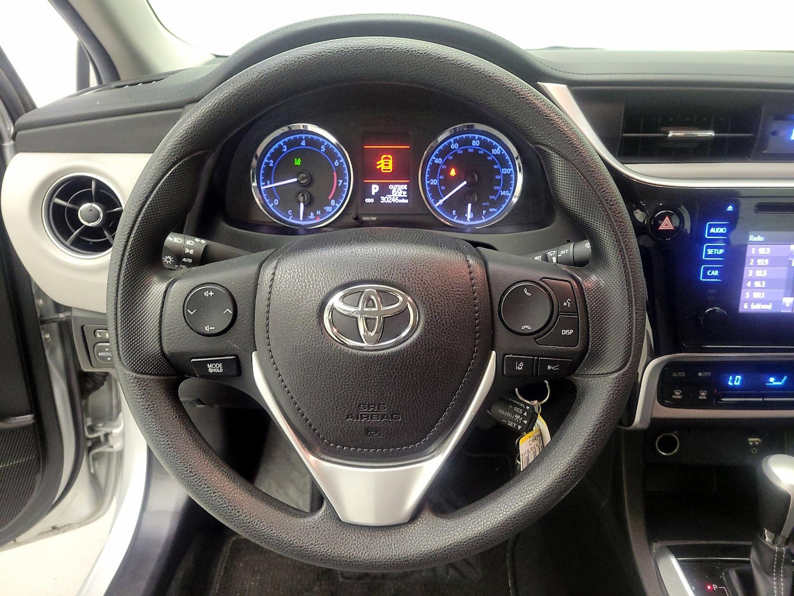 2018 Toyota Corolla LE - Photo 11