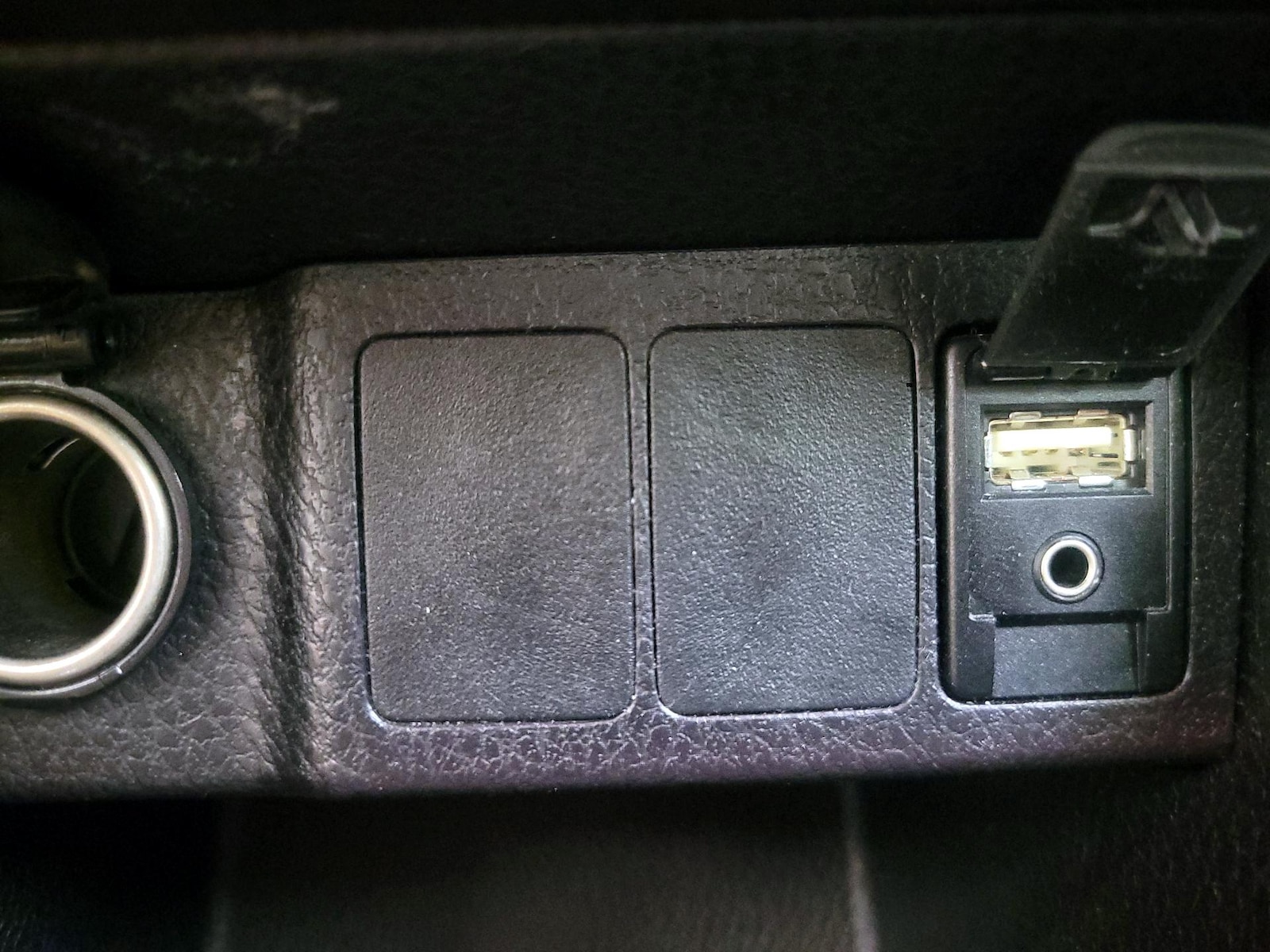 2018 Toyota Corolla LE - Photo 19