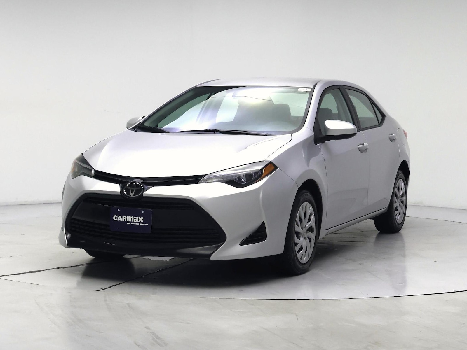 2018 Toyota Corolla LE - Photo 5