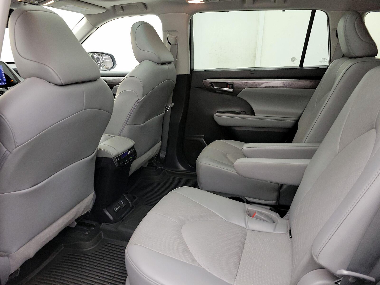 Rear Air Conditioning