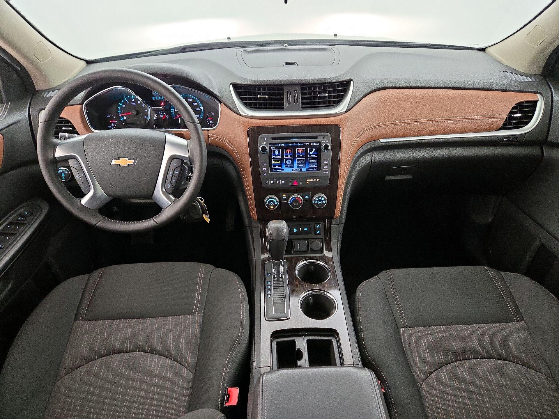 Thumbnail: 2016 Chevrolet Traverse - 9
