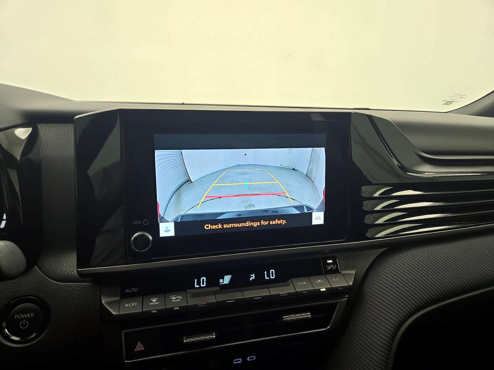 2025 Toyota Camry SE - Photo 16