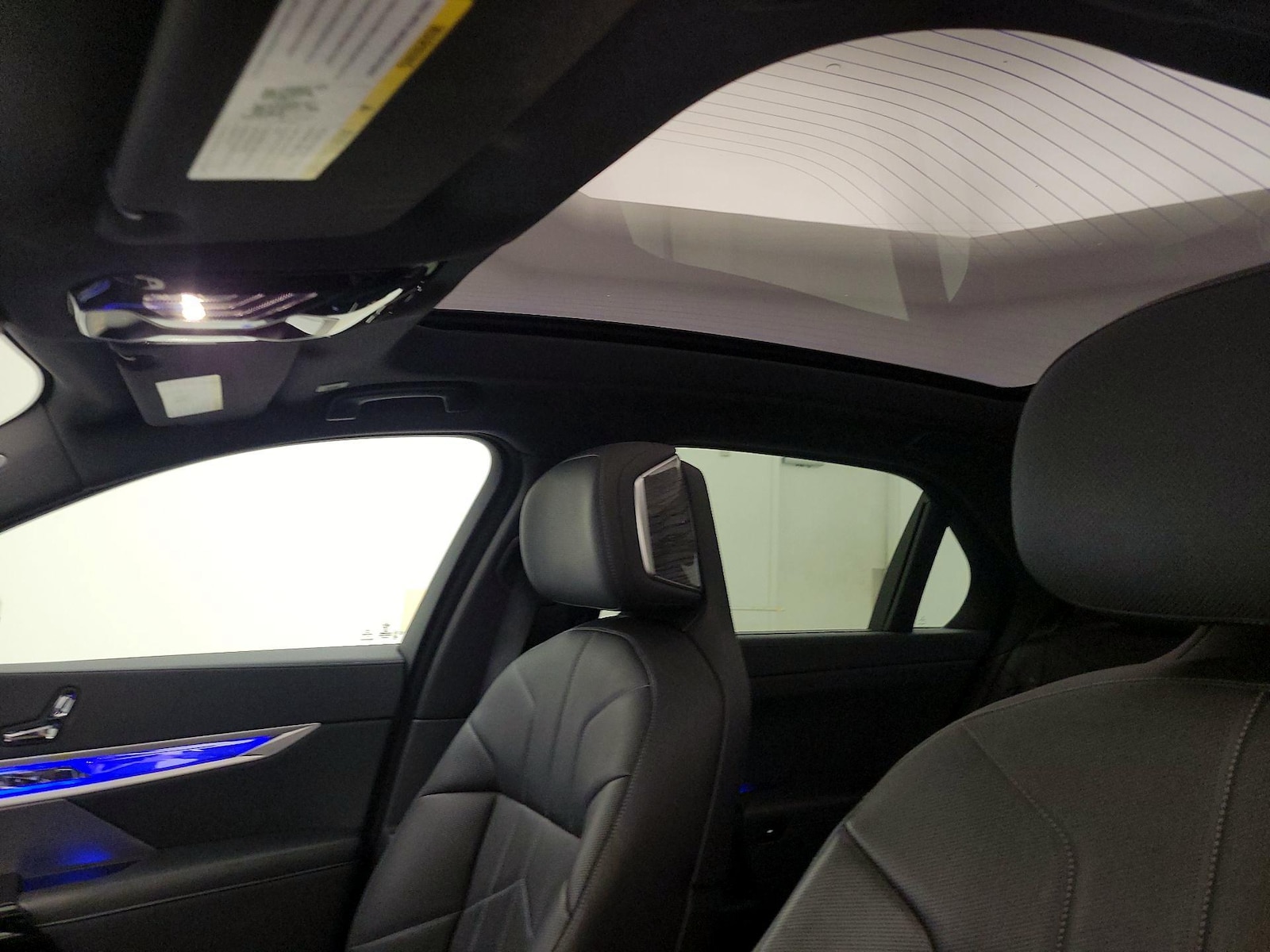 Skylight(s) & Overhead Airbags