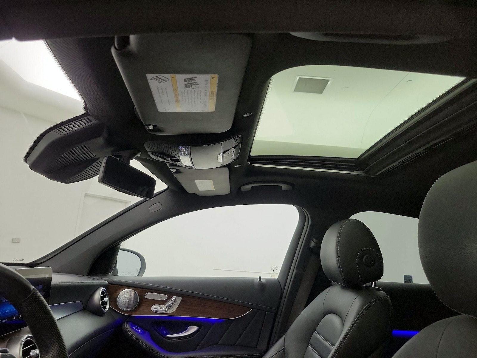Sunroof(s) & Skylight(s)