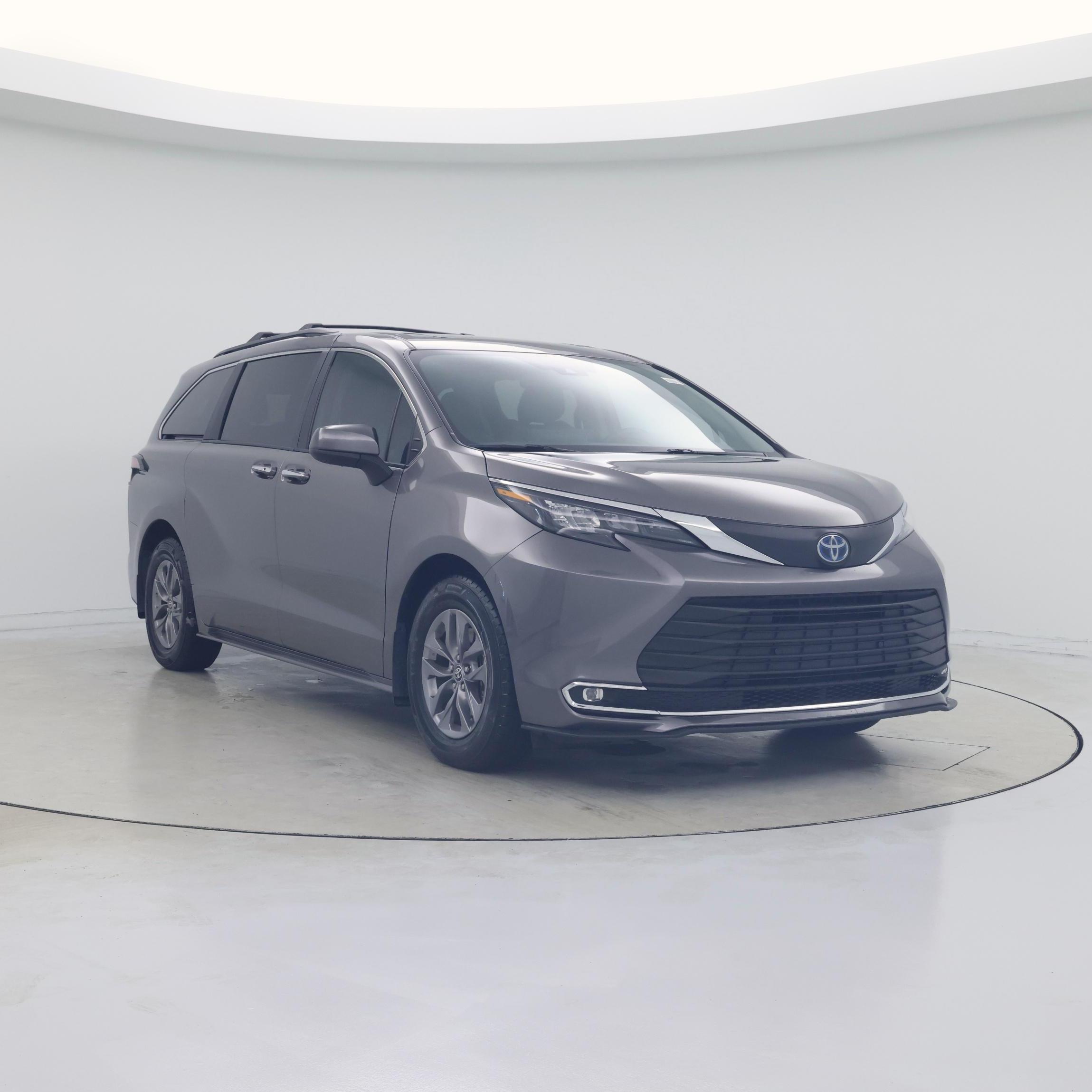 Gray 2024 Toyota Sienna Minivan Front-Wheel Drive Automatic
